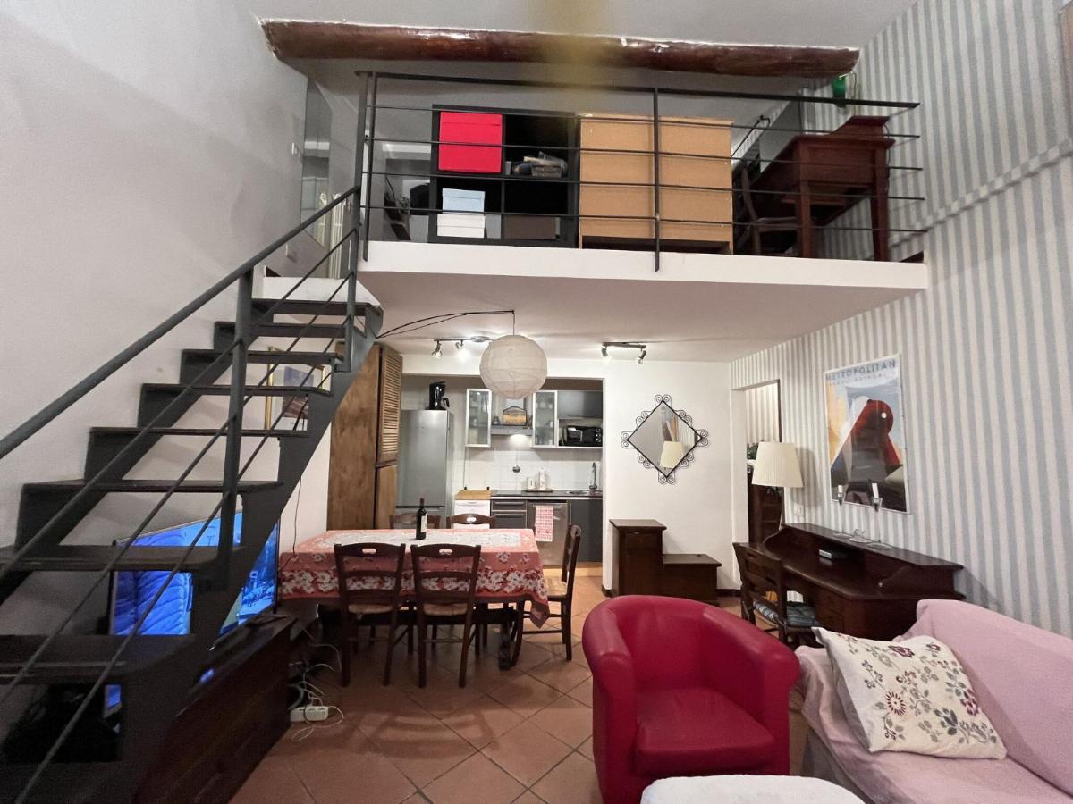 Ponte Alle Mosse Apartment