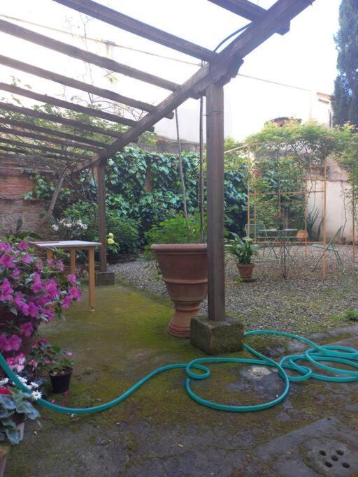 Central And Cosy Pied-a-terre W/ Free Parking Leilighet