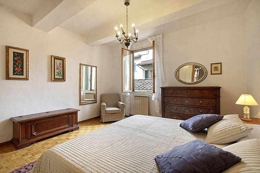 Solaris With Two Bedrooms Apartment Florence