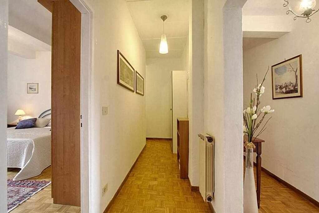 Solaris With Two Bedrooms Apartment Florence