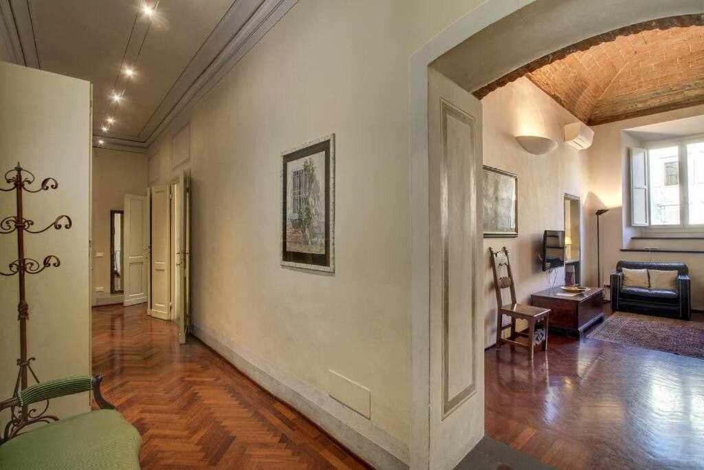 Salvemini Elegant Close To Piazza Santa Croce * Firenze