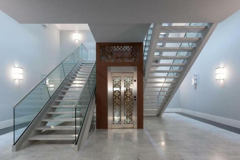 Downtown Florence, Moderno Con Giardino Appartement *