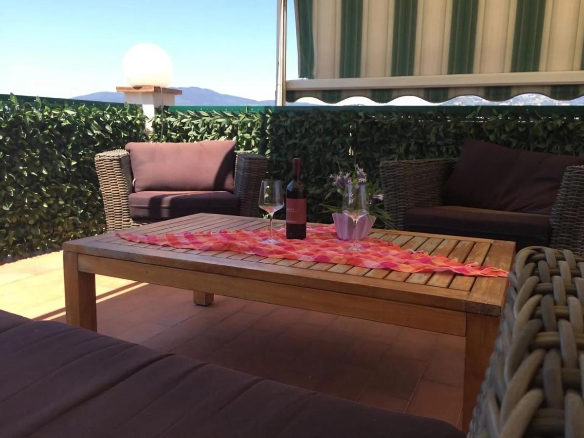 Rilassante Superattico Con Viste Sulle Coline E Jacuzzi - Perfetta Fuga Romantica * Firenze