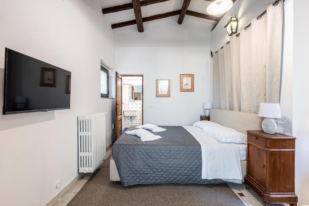 Santa Monaca Suites Gasthuis