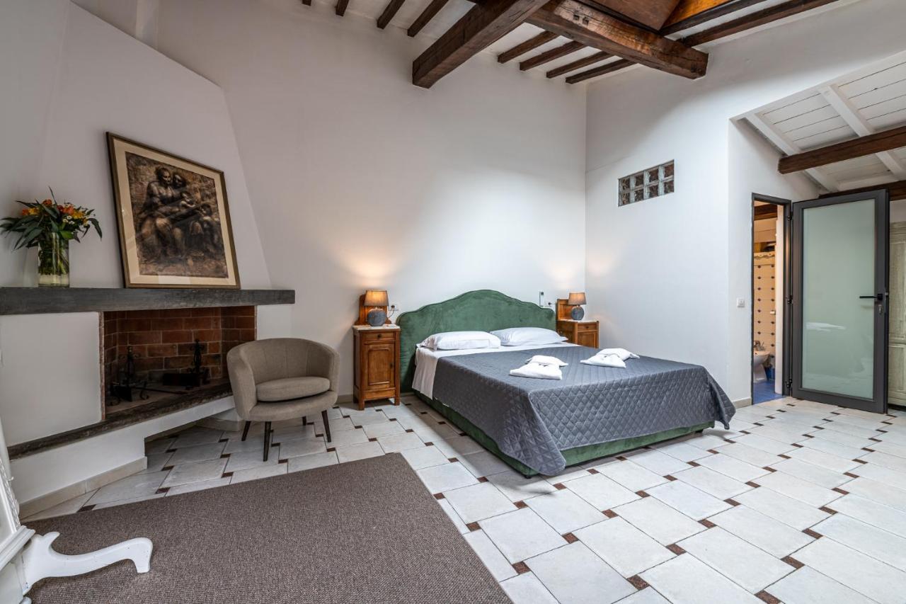 Santa Monaca Suites * Florence