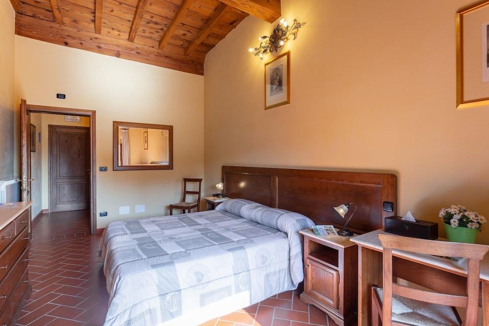 Palazzo Graziani 2*
