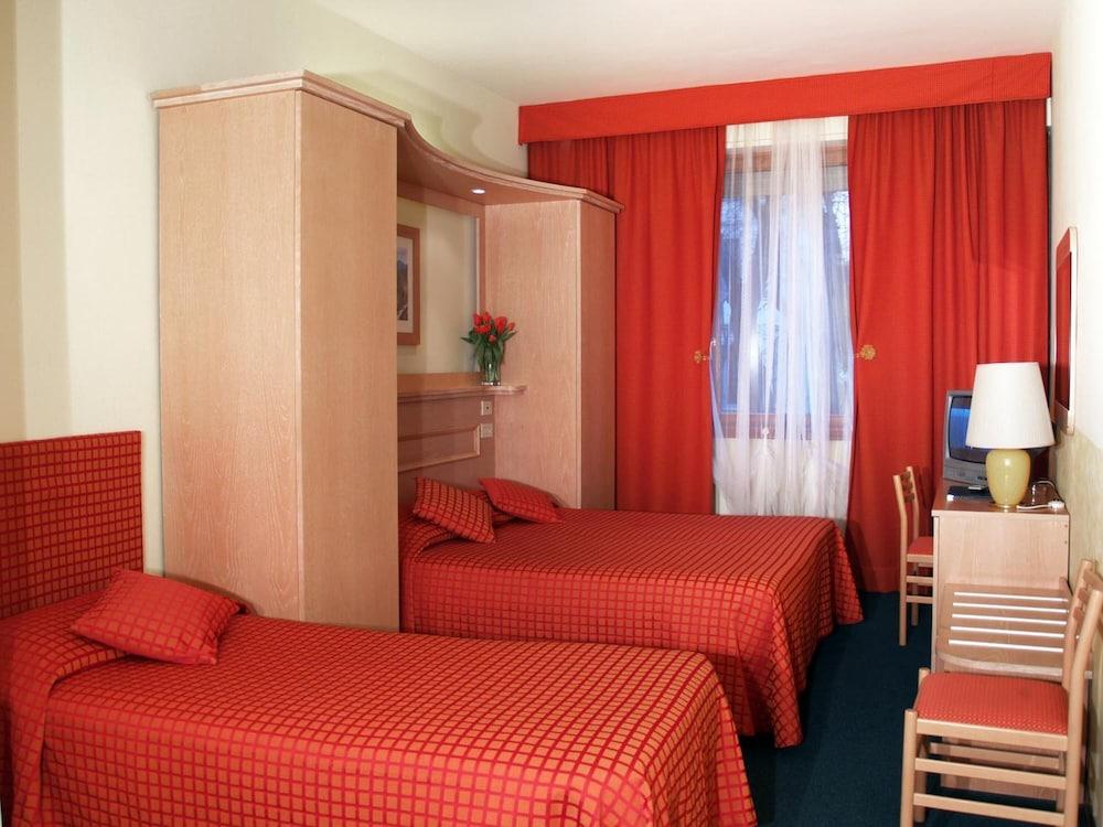 Hotel Meridiana 3*