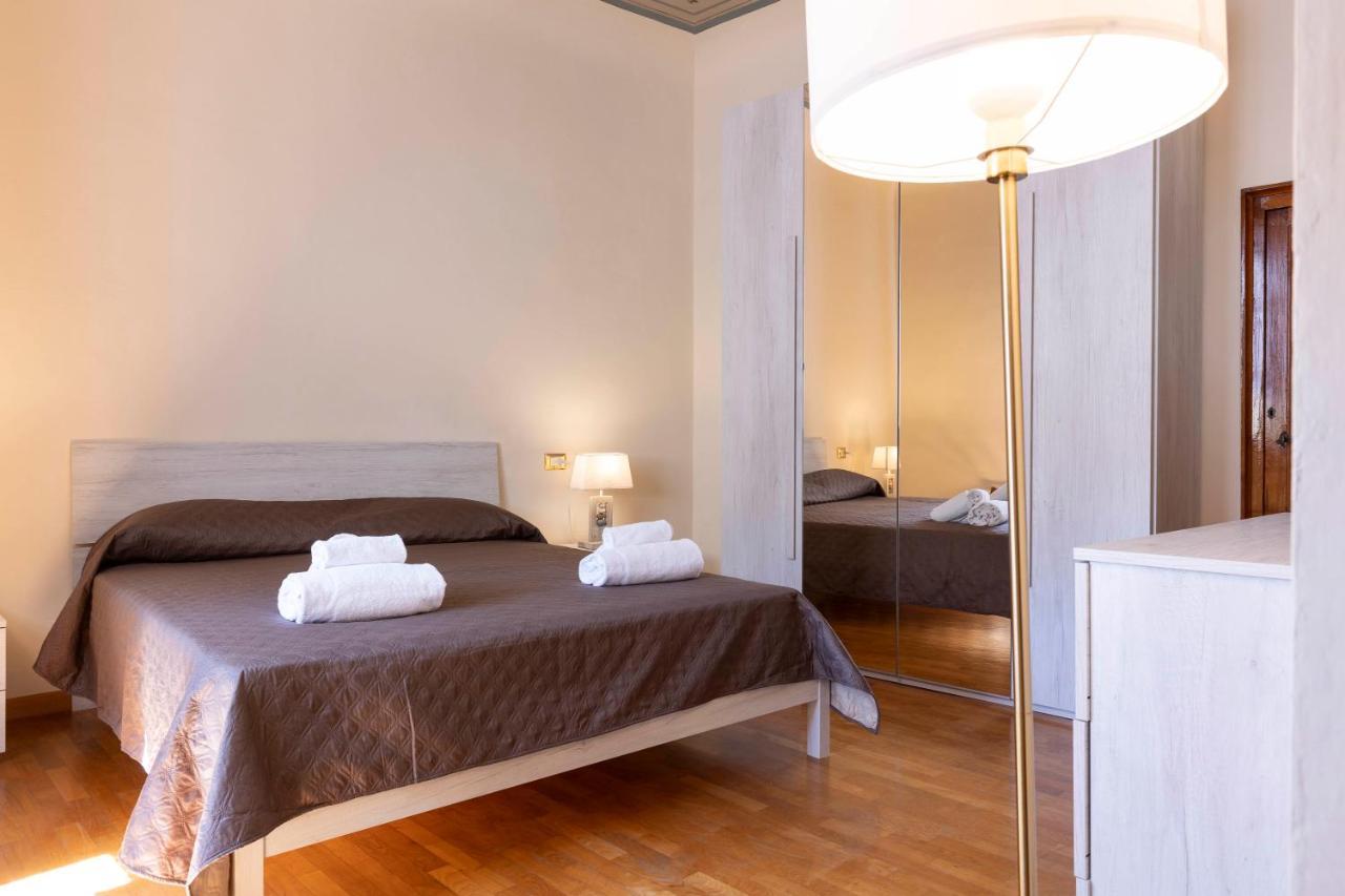 Santo Spirito Huge Leilighet Firenze