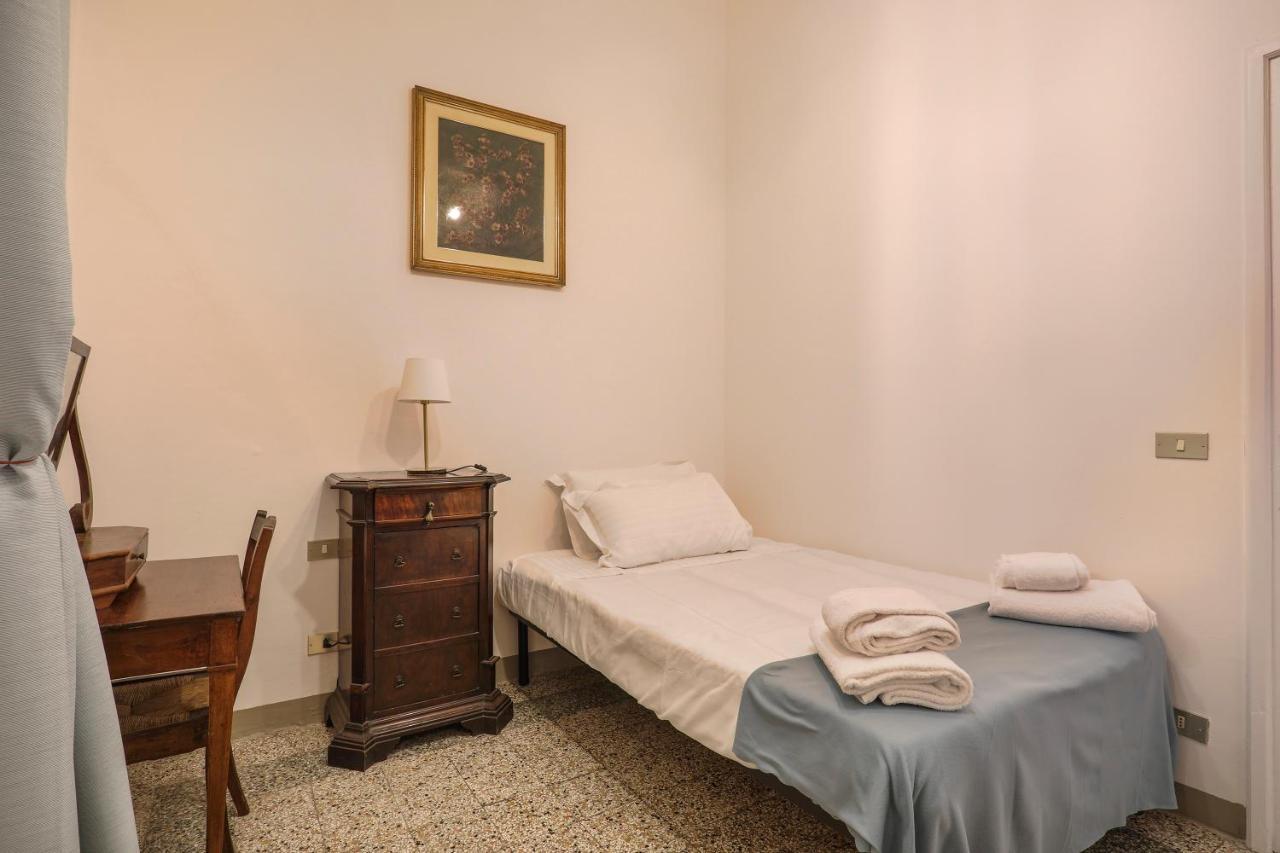In Florence's Heart: Via Delle Seggiole Leilighet