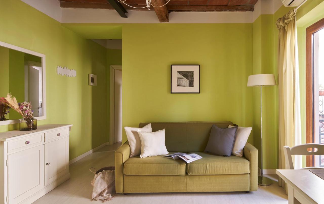 Leilighet Cozy 1-bedroom With Balcony In Historic Center
