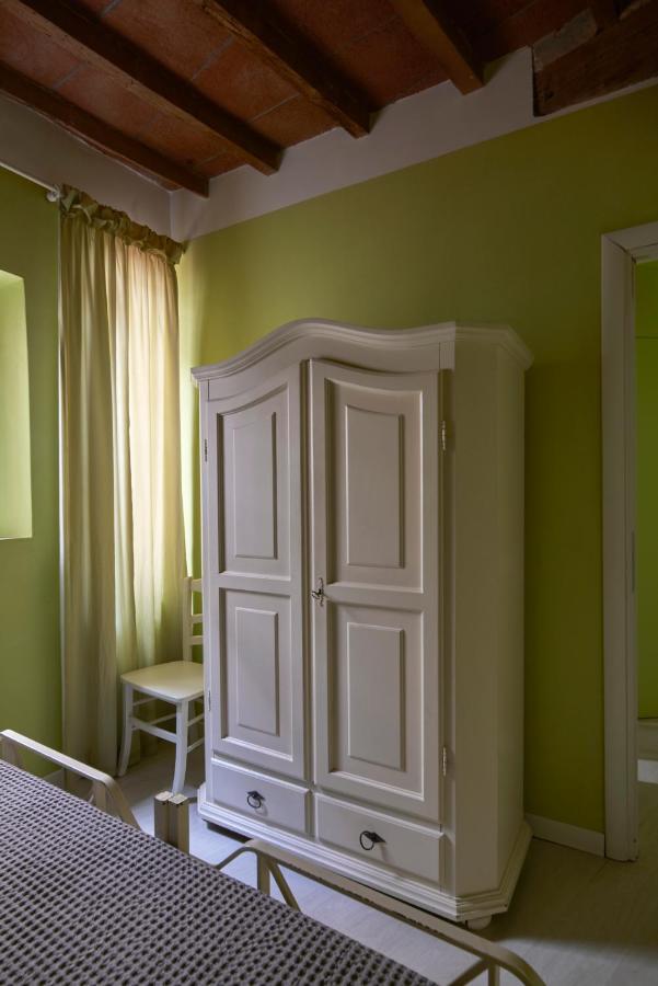 Cozy 1-bedroom With Balcony In Historic Center Leilighet