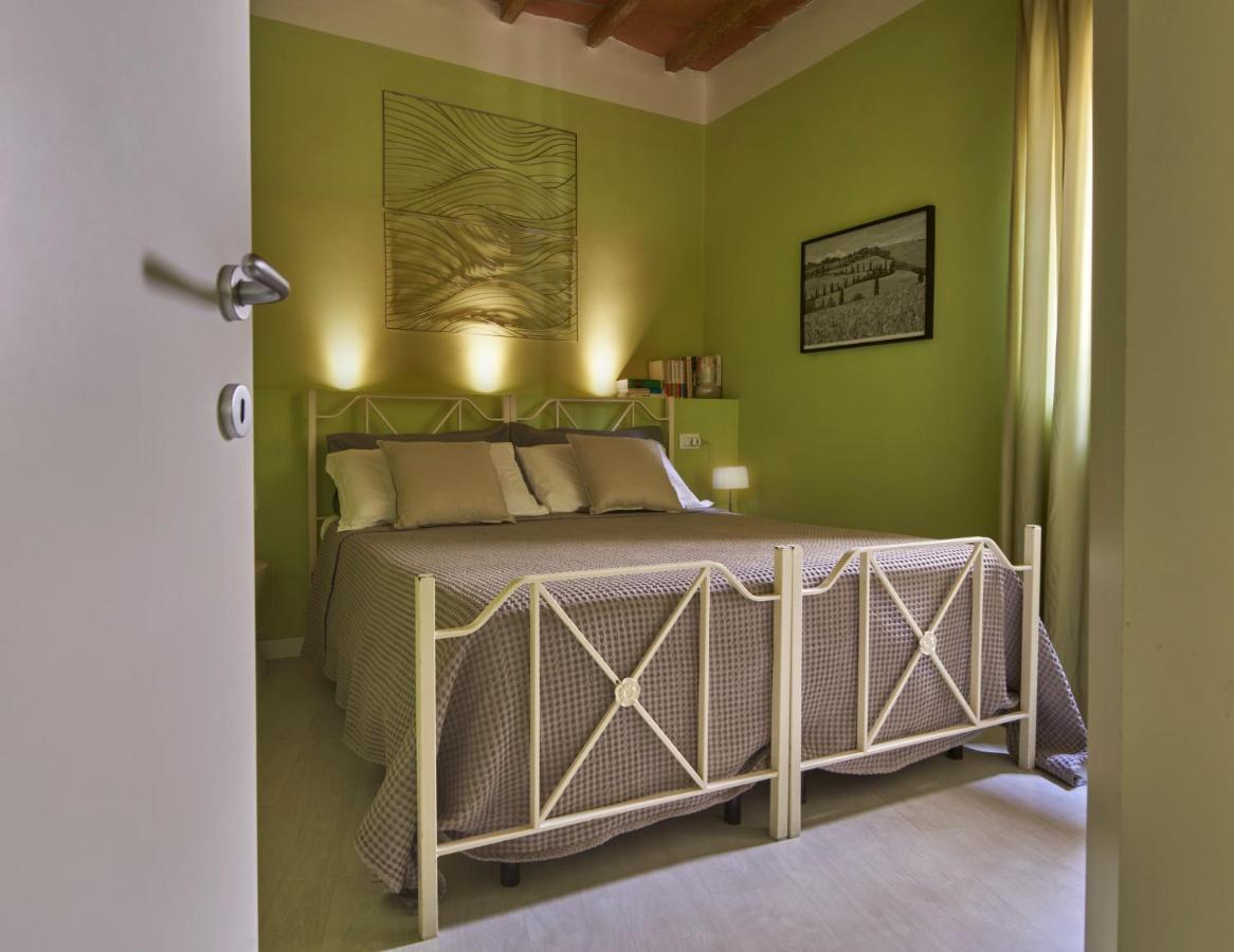 Cozy 1-bedroom With Balcony In Historic Center Firenze