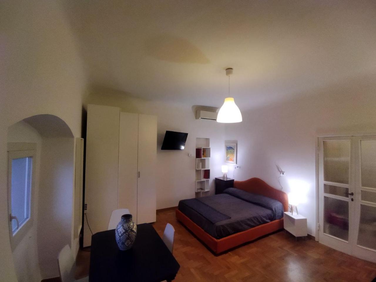 De' Servi Al Duomo - A Hidden Nest In Downtown Apartamento Florença