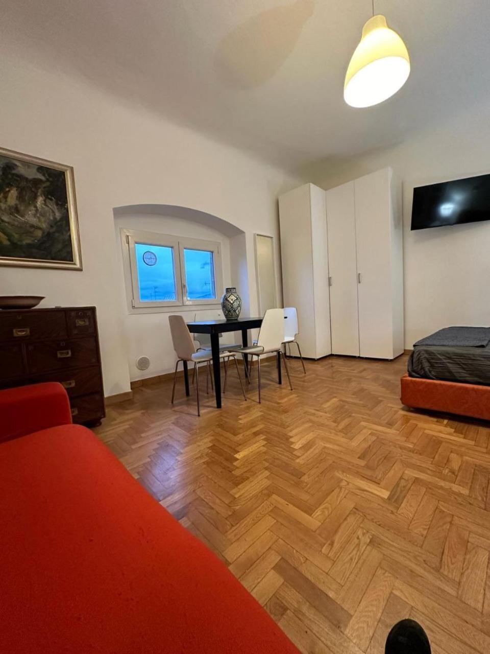 De' Servi Al Duomo - A Hidden Nest In Downtown Apartamento Florença