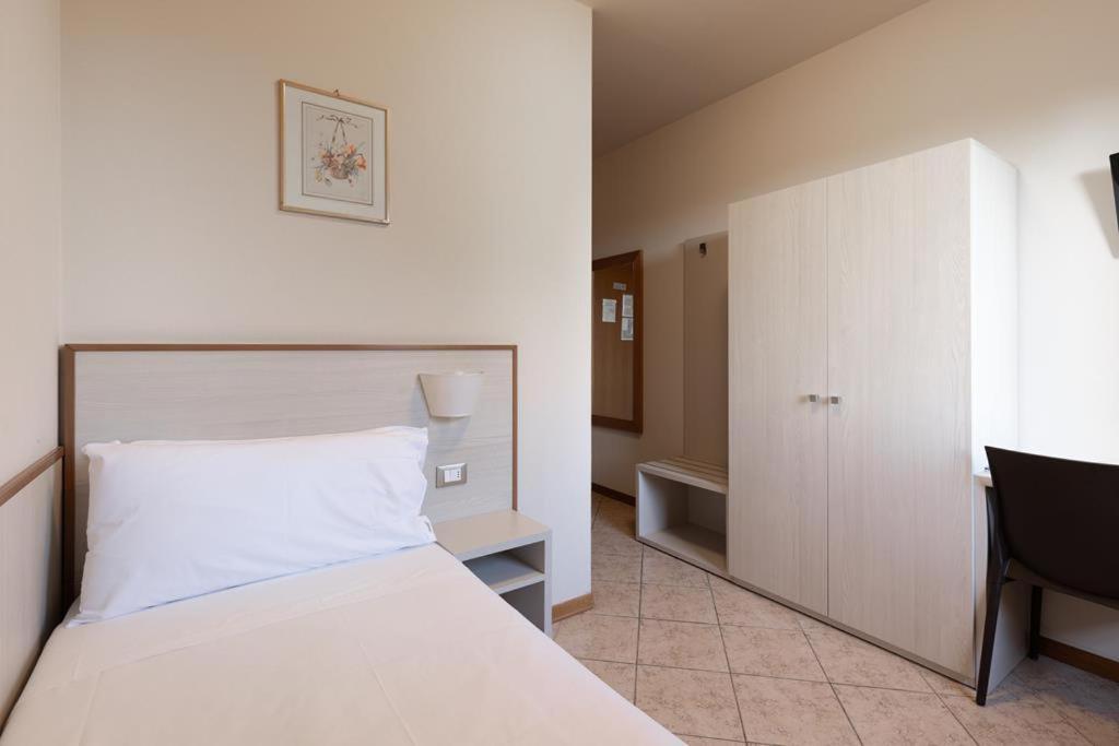 Hotell La Stella 2*