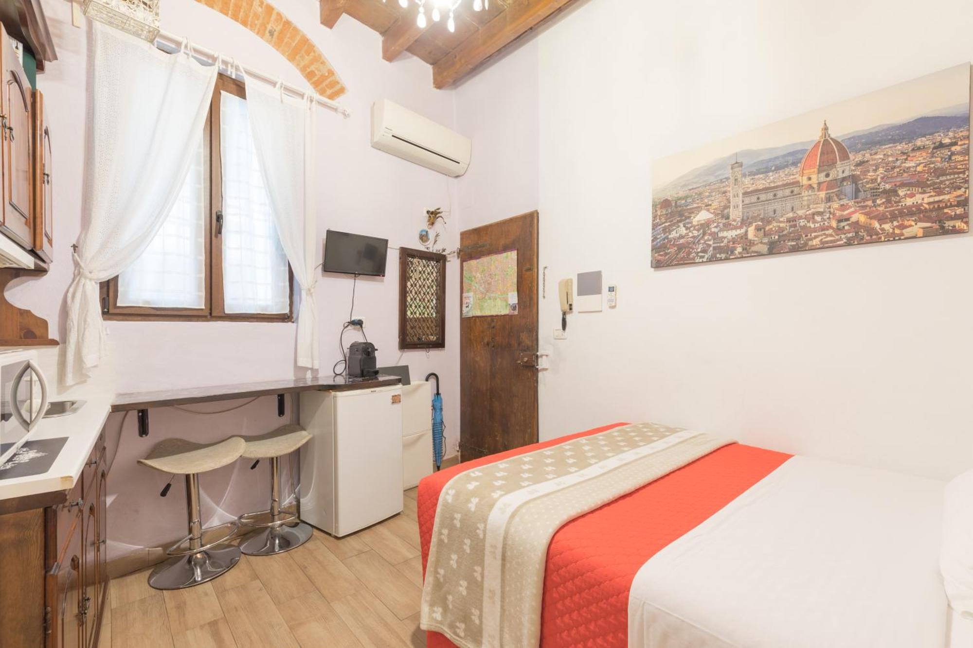 Edo Apartment