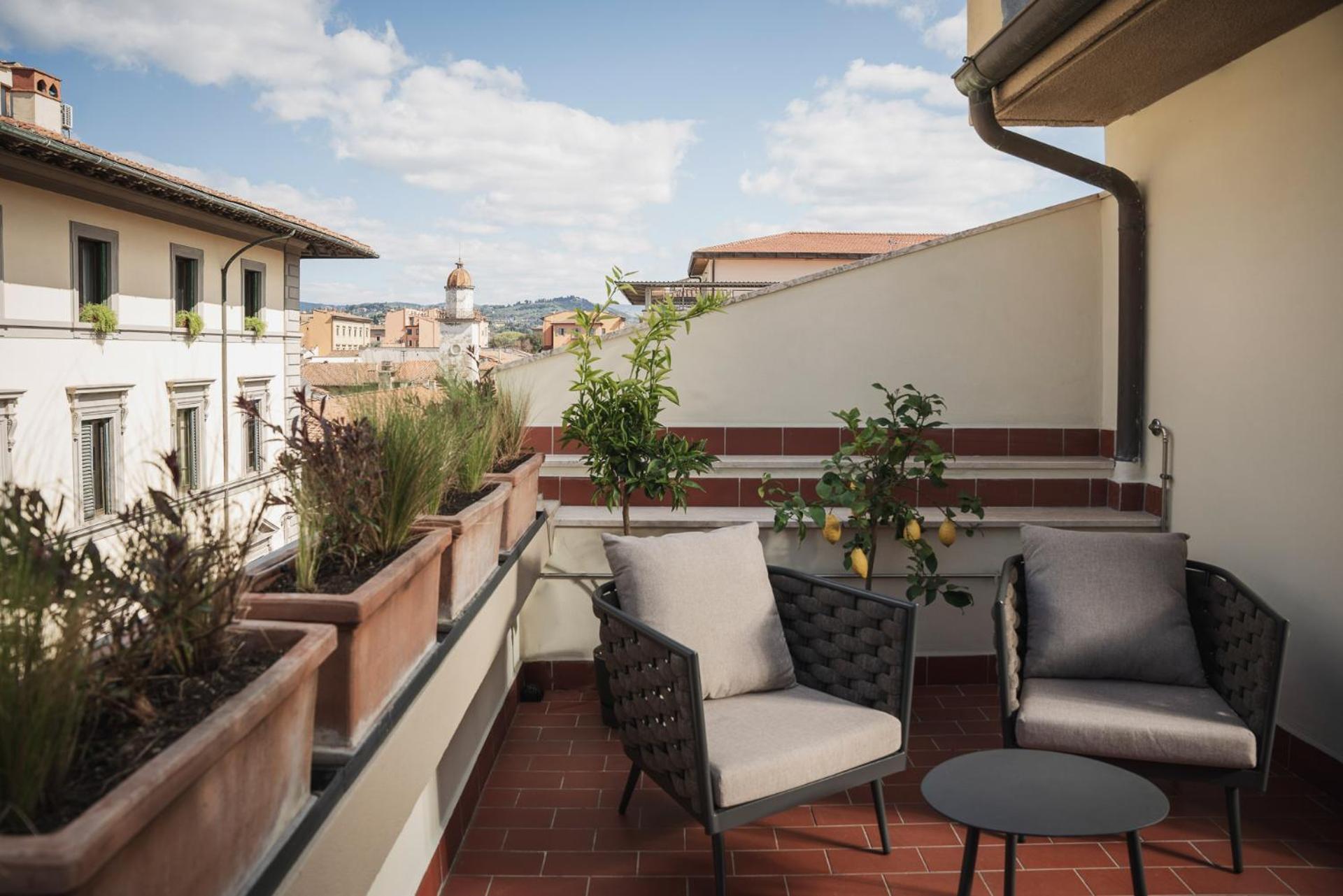 Iq 4* Florence