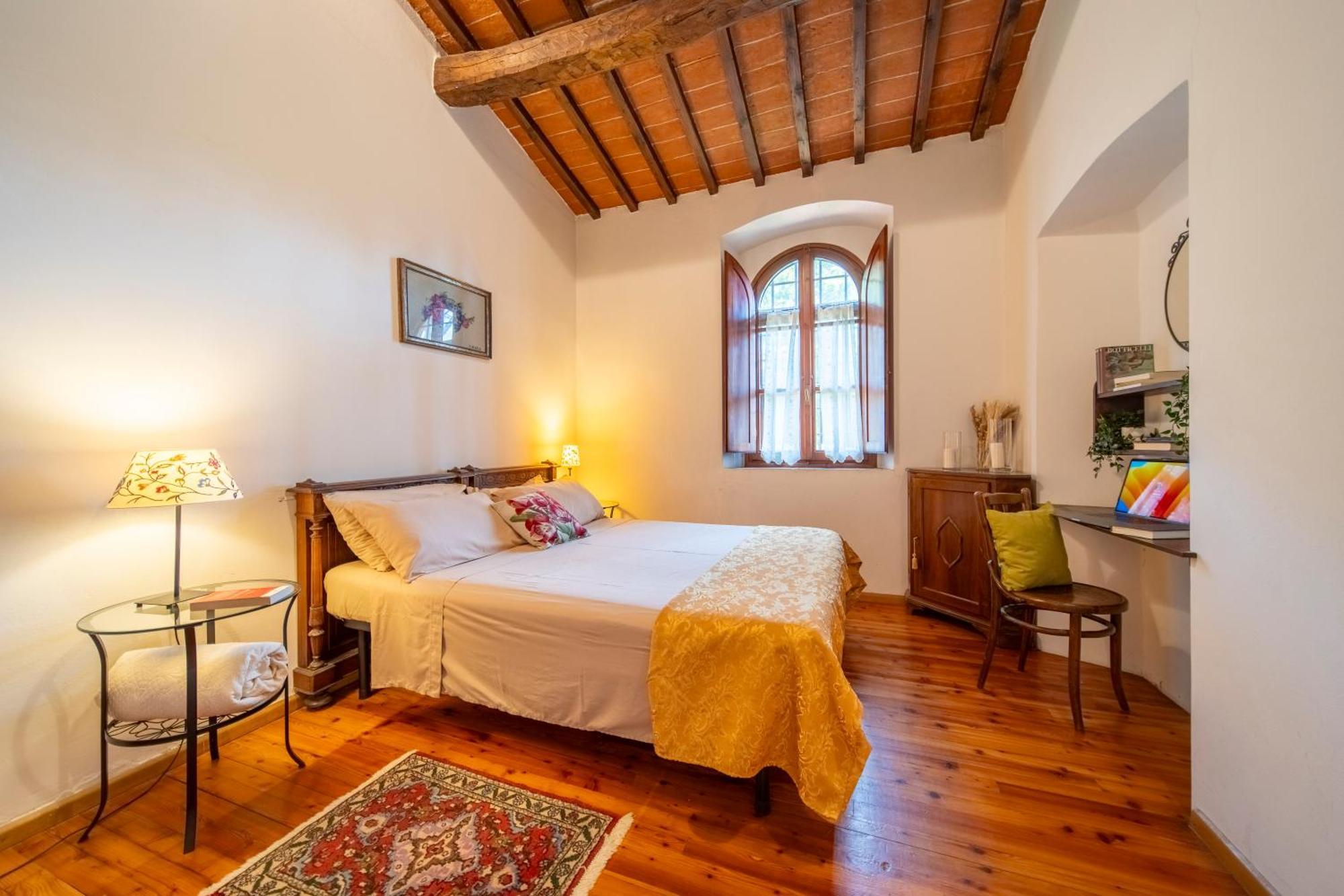 Charming Florentine Hideout Lejlighed