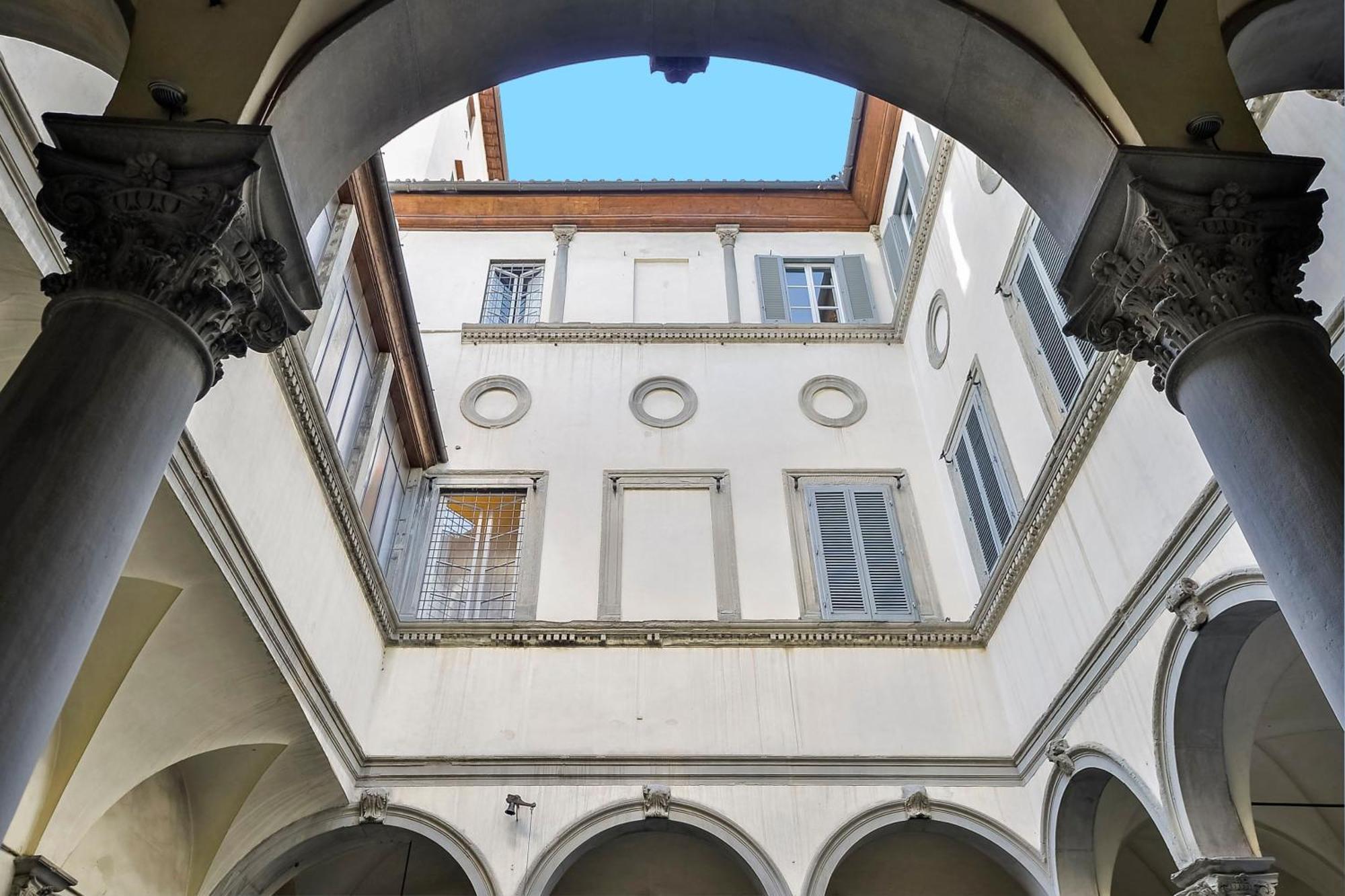 Appartement Stairway To Heaven By Vacavilla Florence