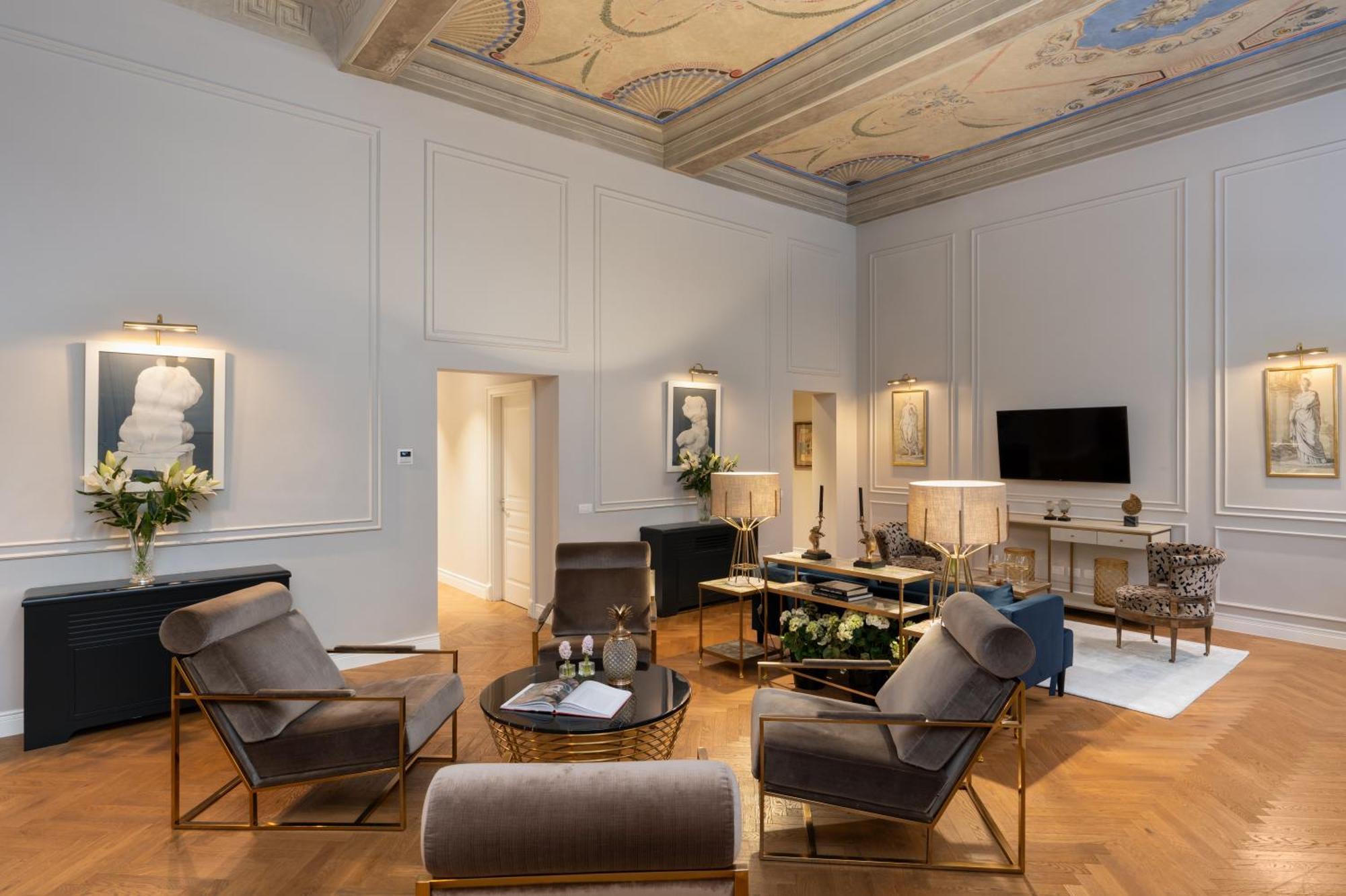 Lejlighed Pazzi Penthouse Luxury In By Palazzo Vitali *
