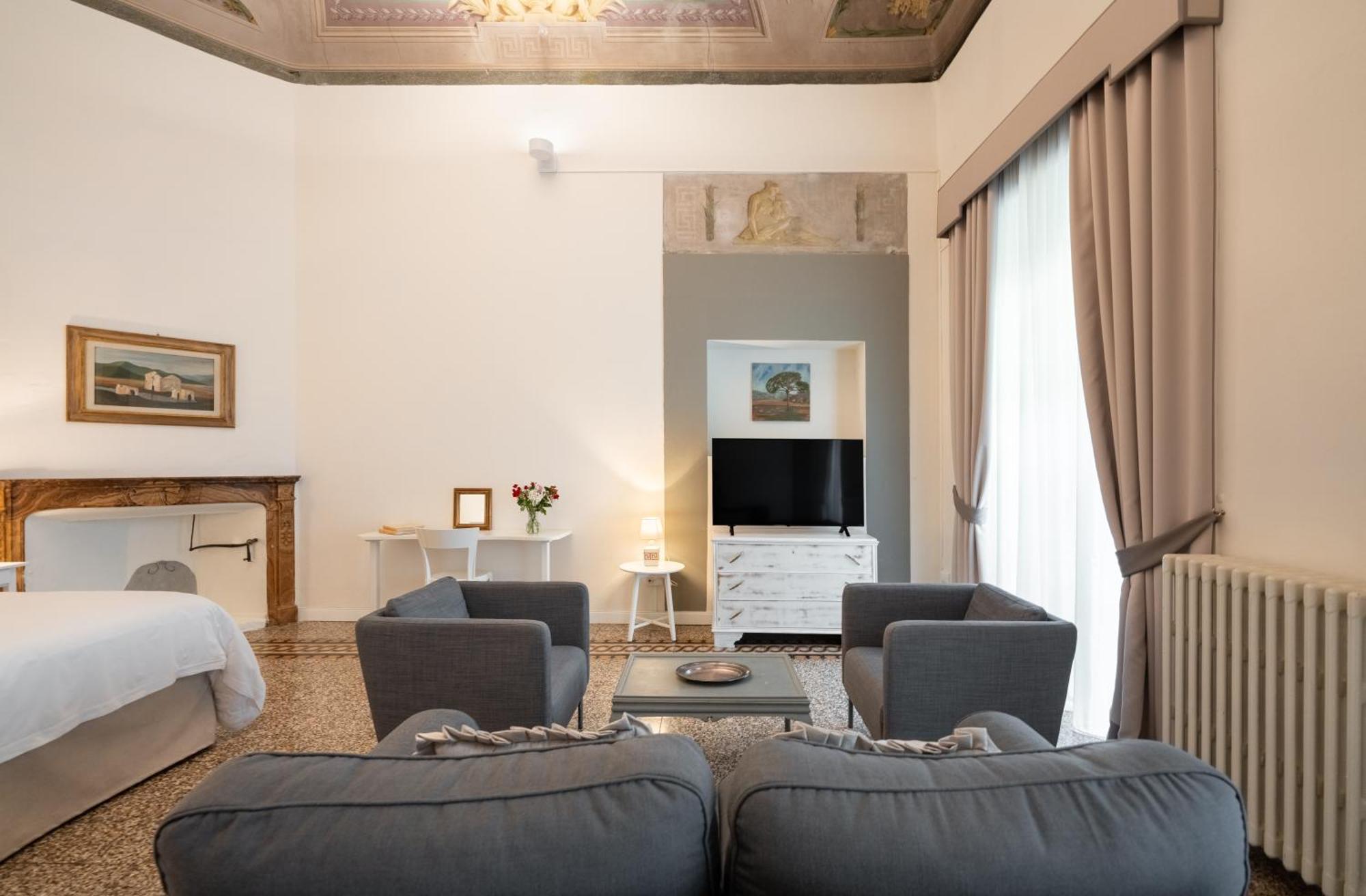 Palazzo D'ambra Residenza D'epoca Couette-café *