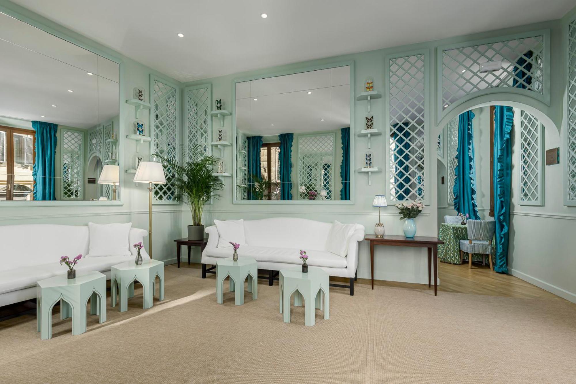 Mate Collection Isabella, Hotel