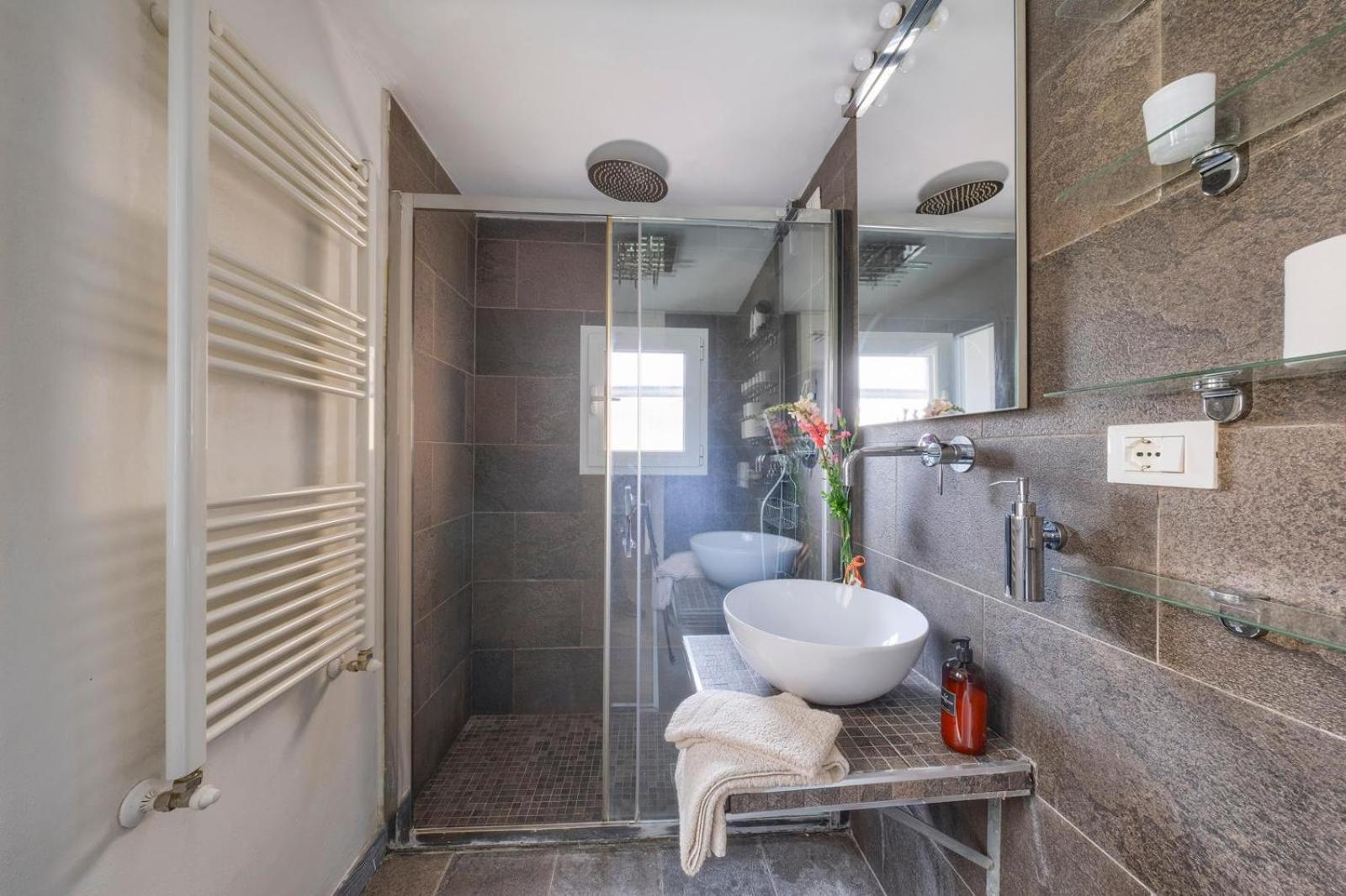 Appartement Moderno A 2 Minuti Dalla Stazione Con Ac E Wifi *