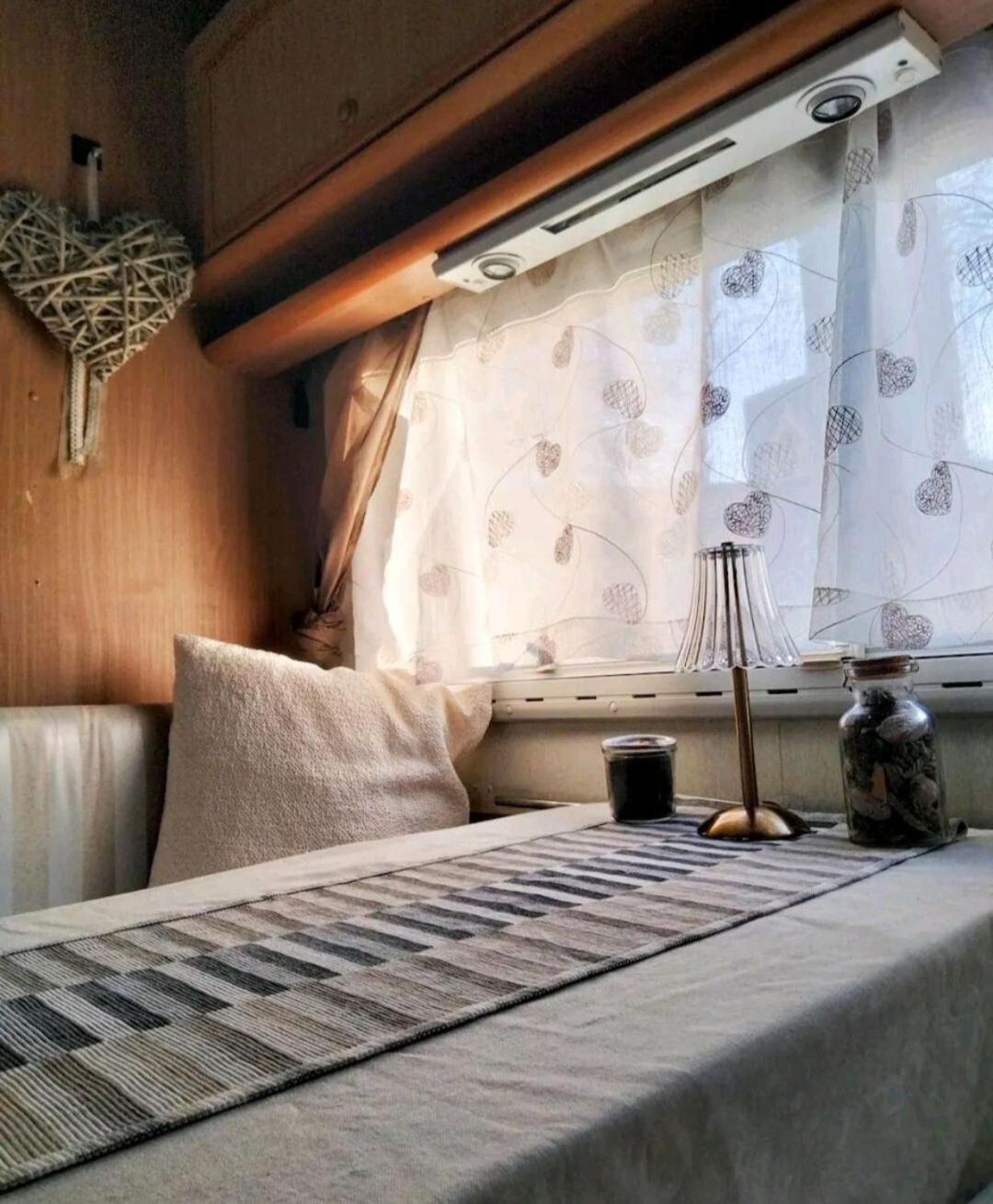 Camper Love Camping *