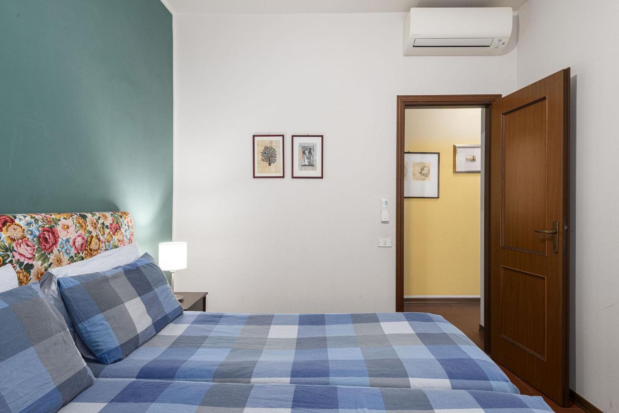 Signoria With Patio Apartamento Florença
