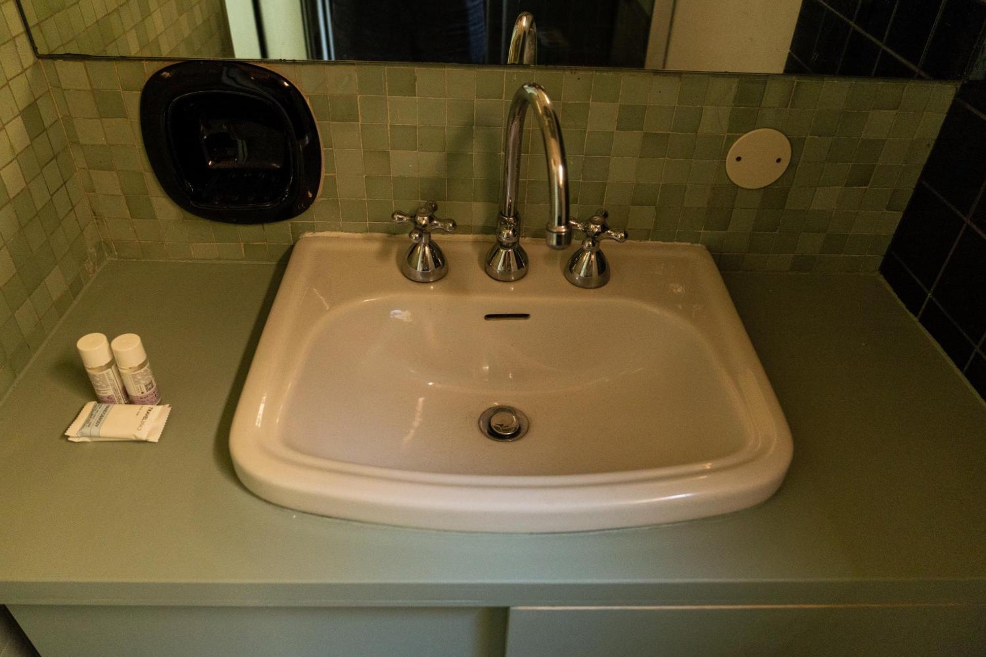 Friendly & Small 1-br With Beautiful Terrace Appartement