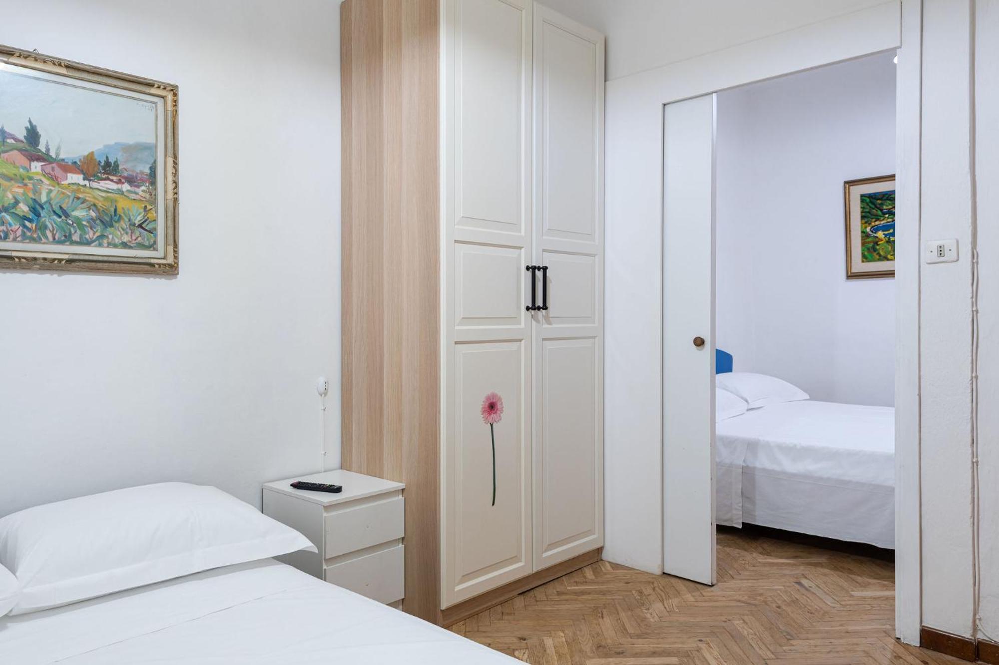 Lejlighed Unyca - Ampio Rifugio Per Famiglie A Firenze