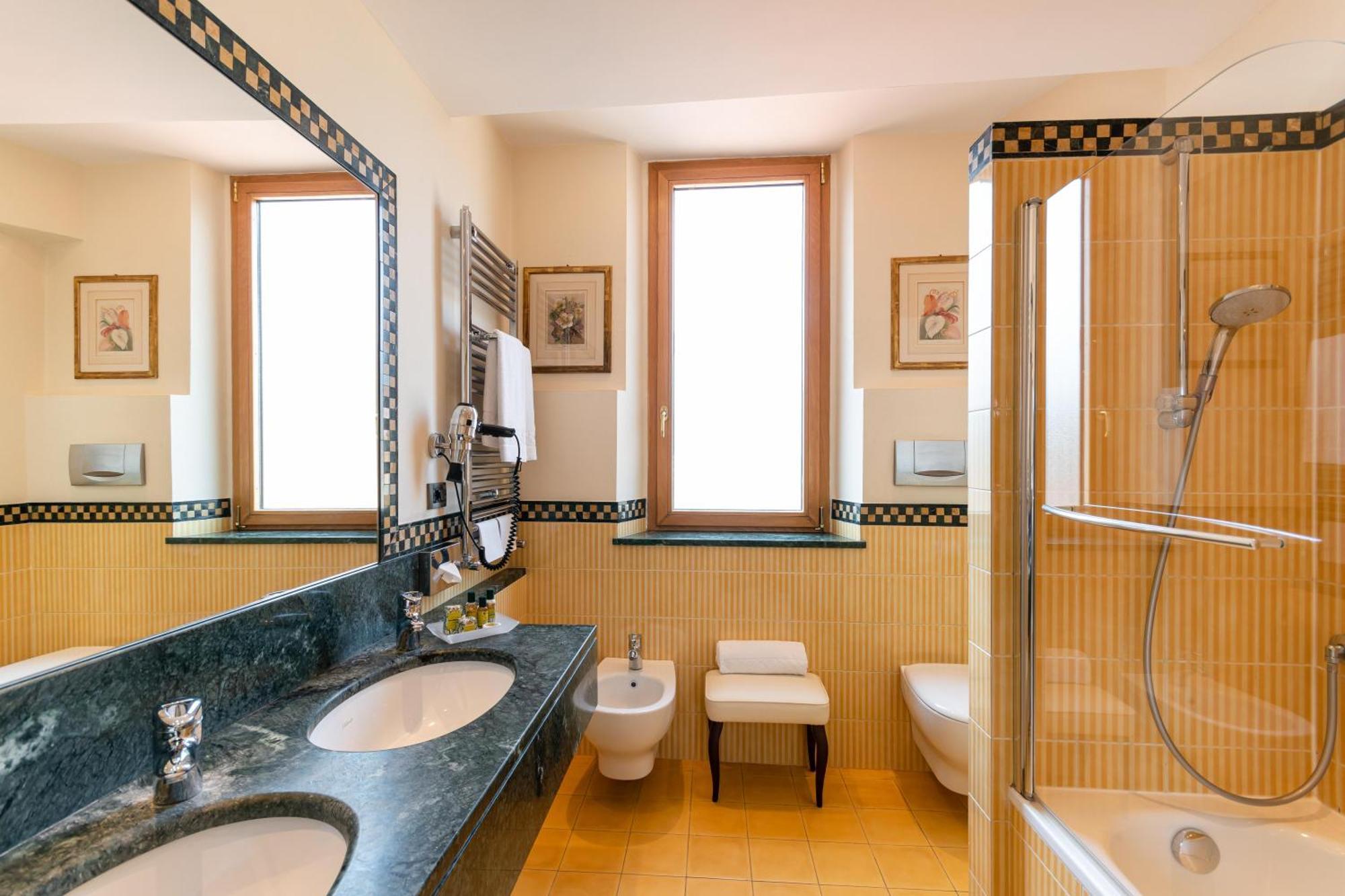 Hotel Pitti Palace Al Ponte Vecchio 4*