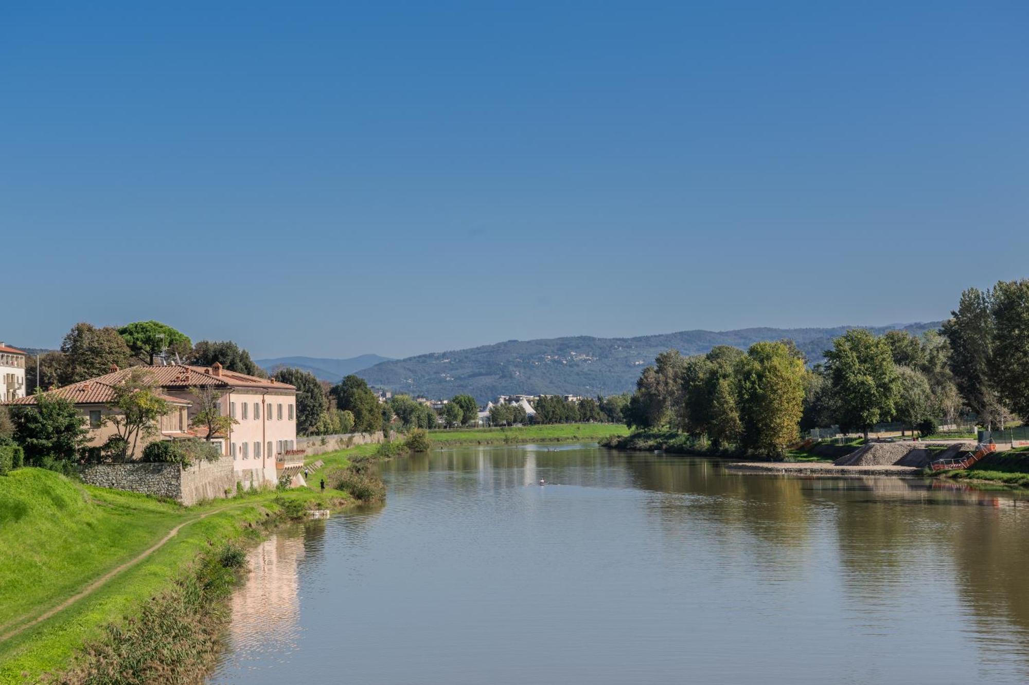 Lungarno * Florence