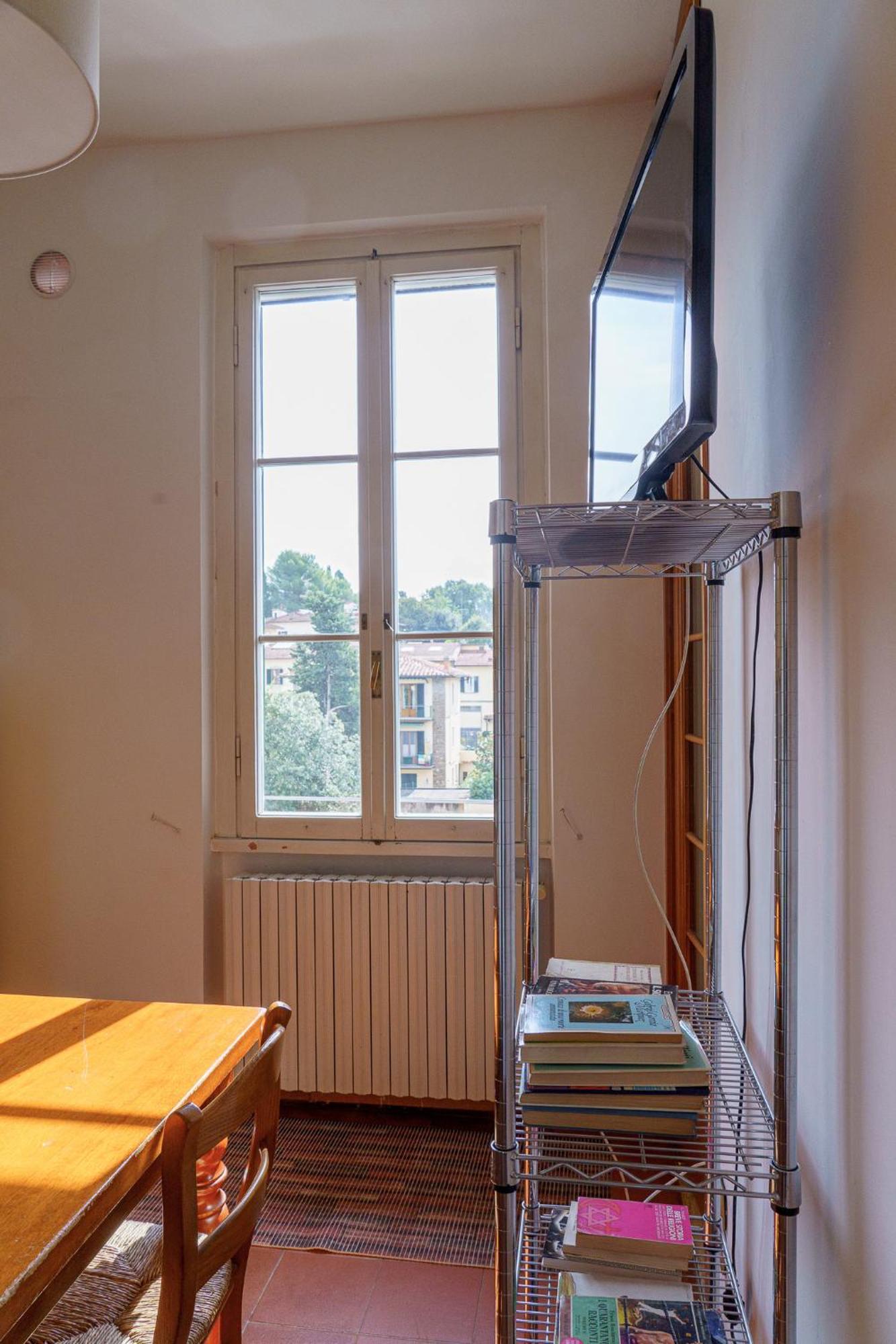 Spacious And Pleasant 2-br Appartement *