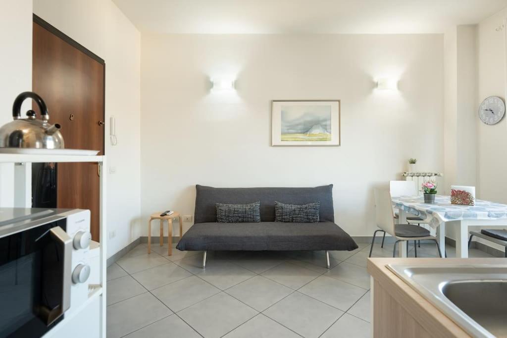 Crystal House Front Tramvia Firenze