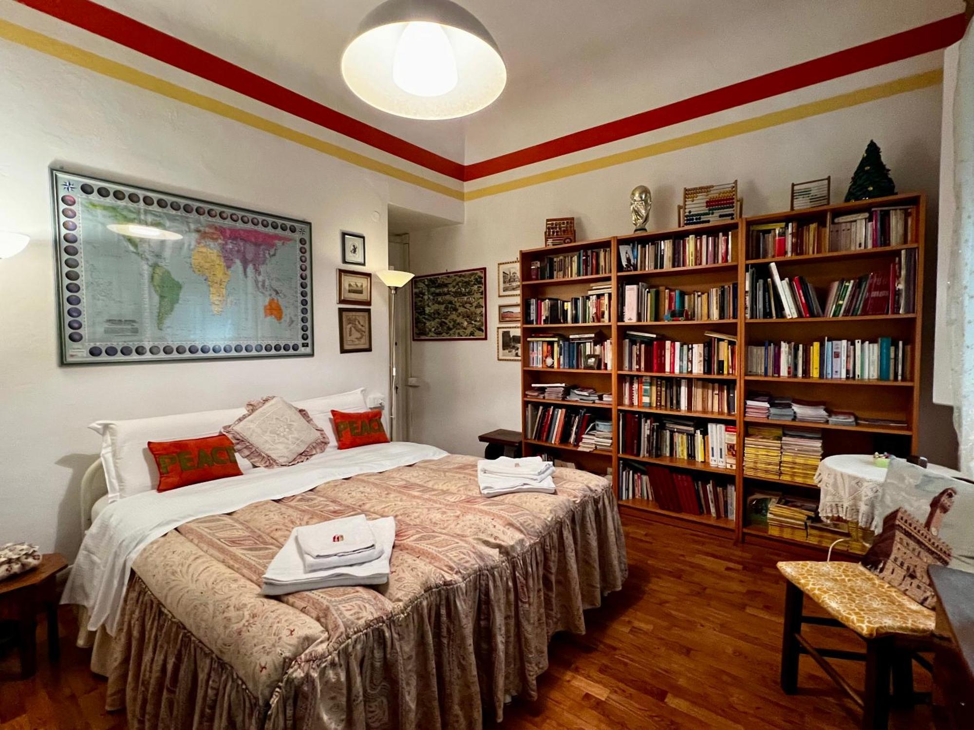 Tre Gigli A Firenze, 5 Minutes From Station, Via Palazzuolo 55 Acomodação com café da manhã 
