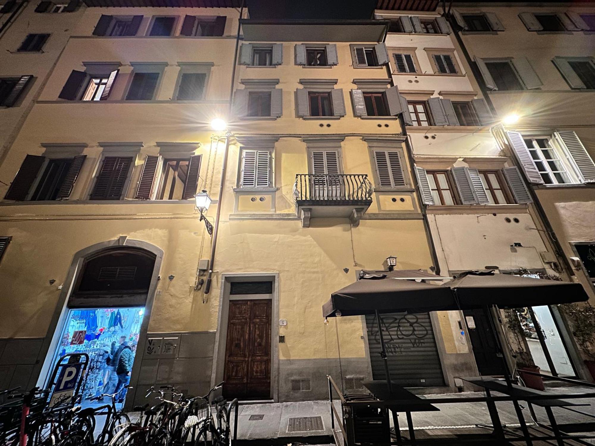 Luxurious View On Pitti Palace Florence