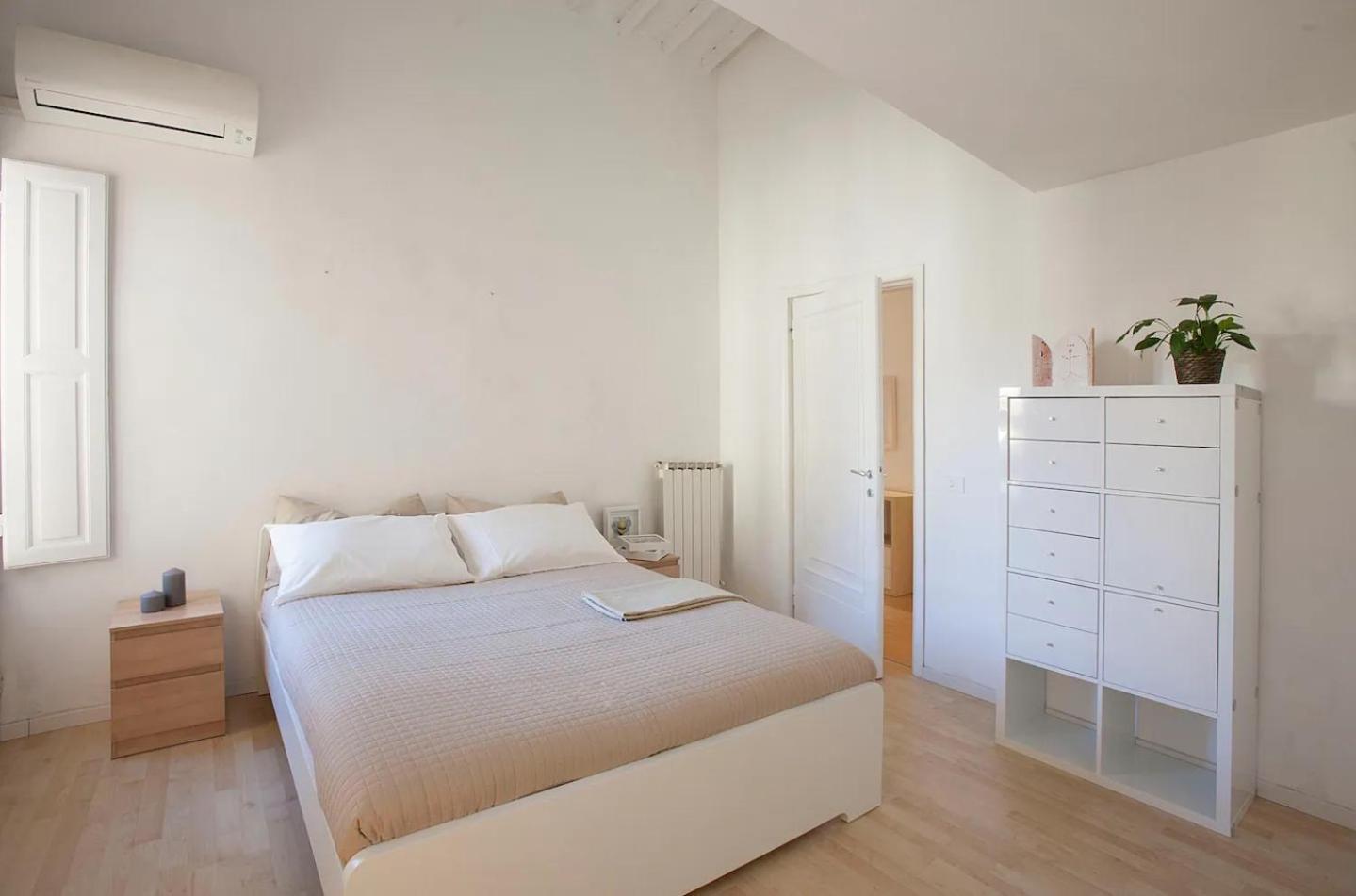 Design Home: Uffizi-ponte Vecchio Charm Apartamento Florença