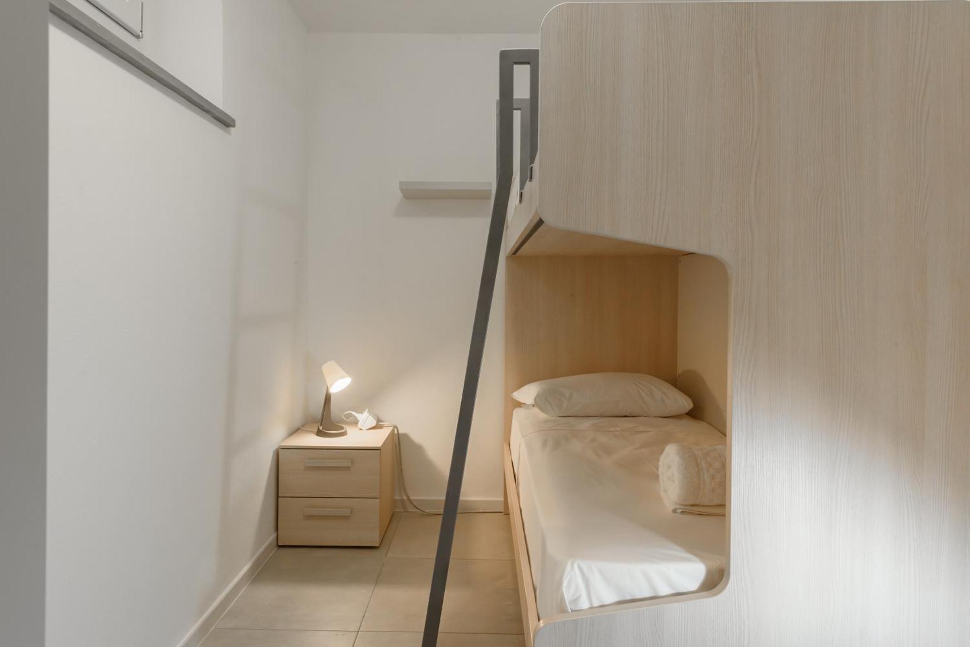 Flora - Brand New Near Historic Center Apartamento