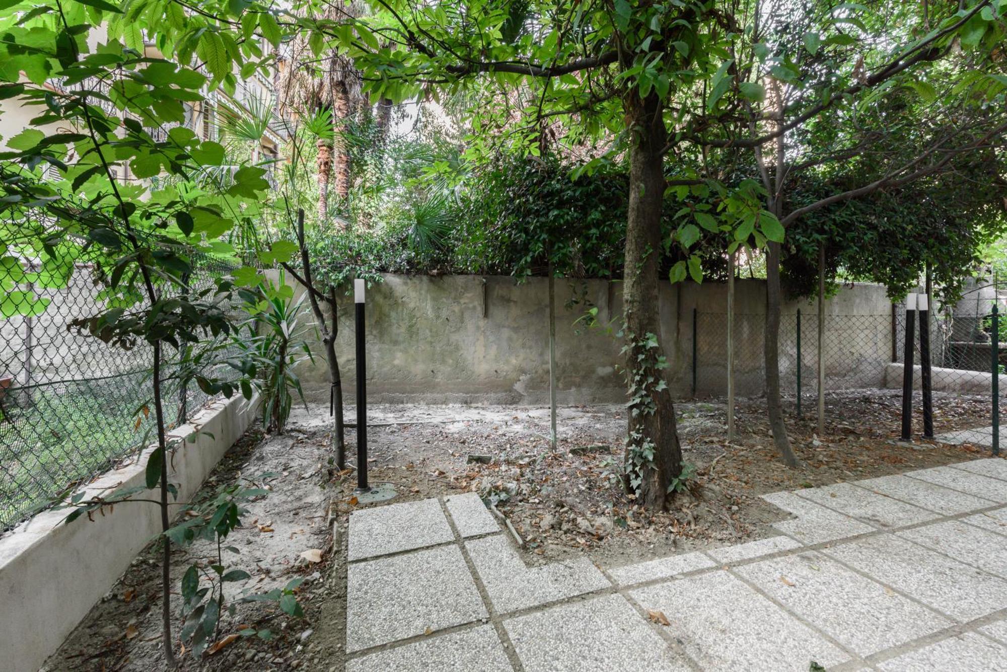 Flora - Brand New Near Historic Center Apartamento
