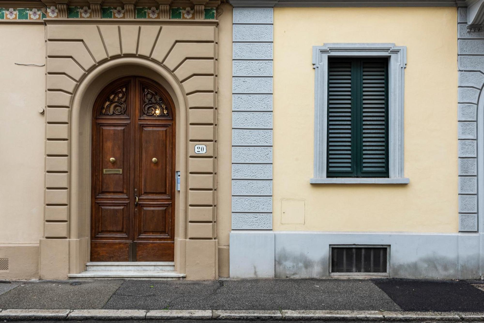 Salutati By Mmega Firenze