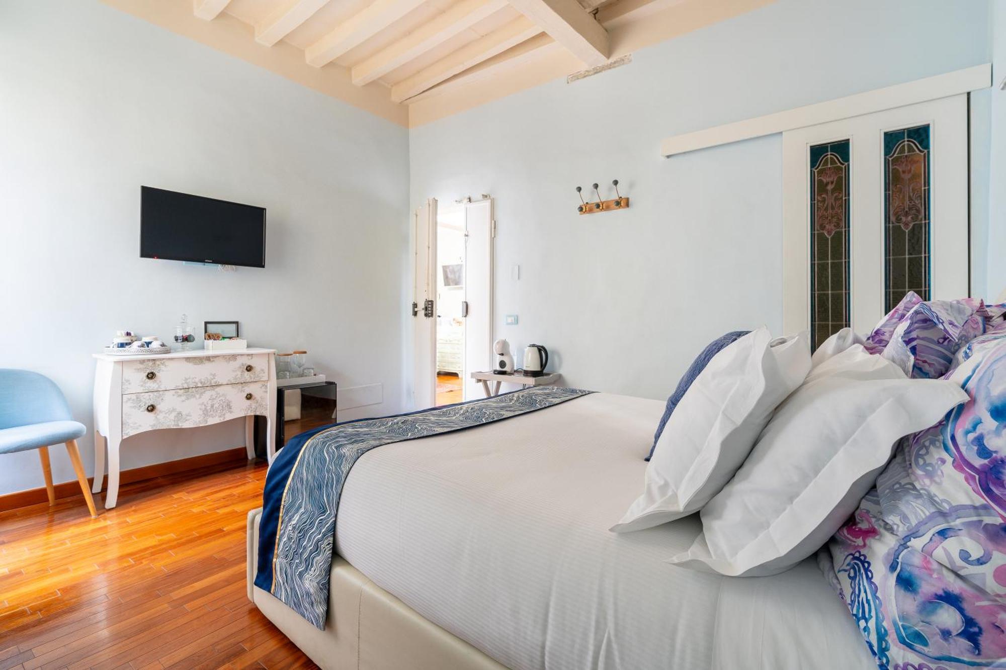 View Boutique - Milu Holidays Firenze