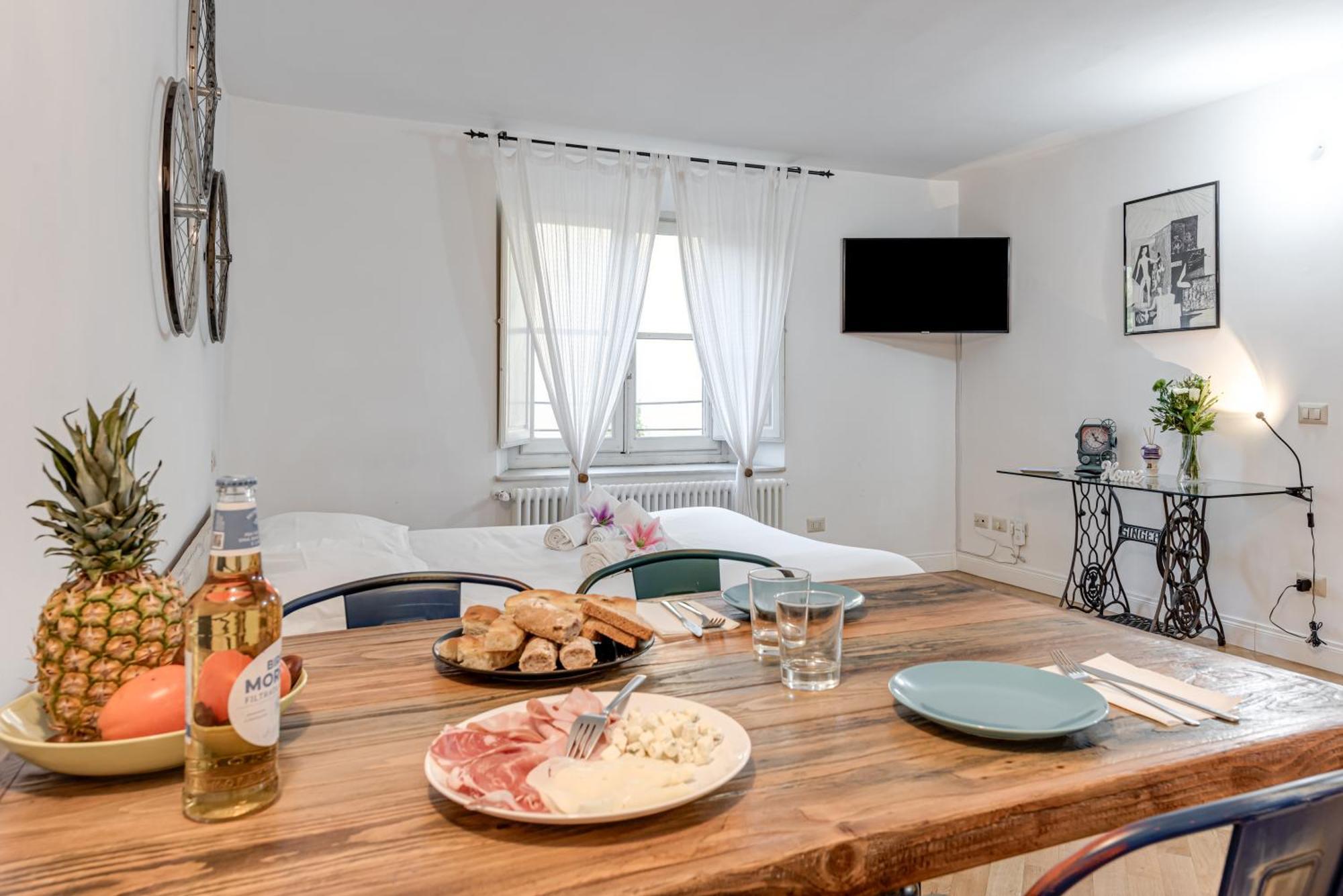 Elica - Sweet Dreams In Appartement Florence