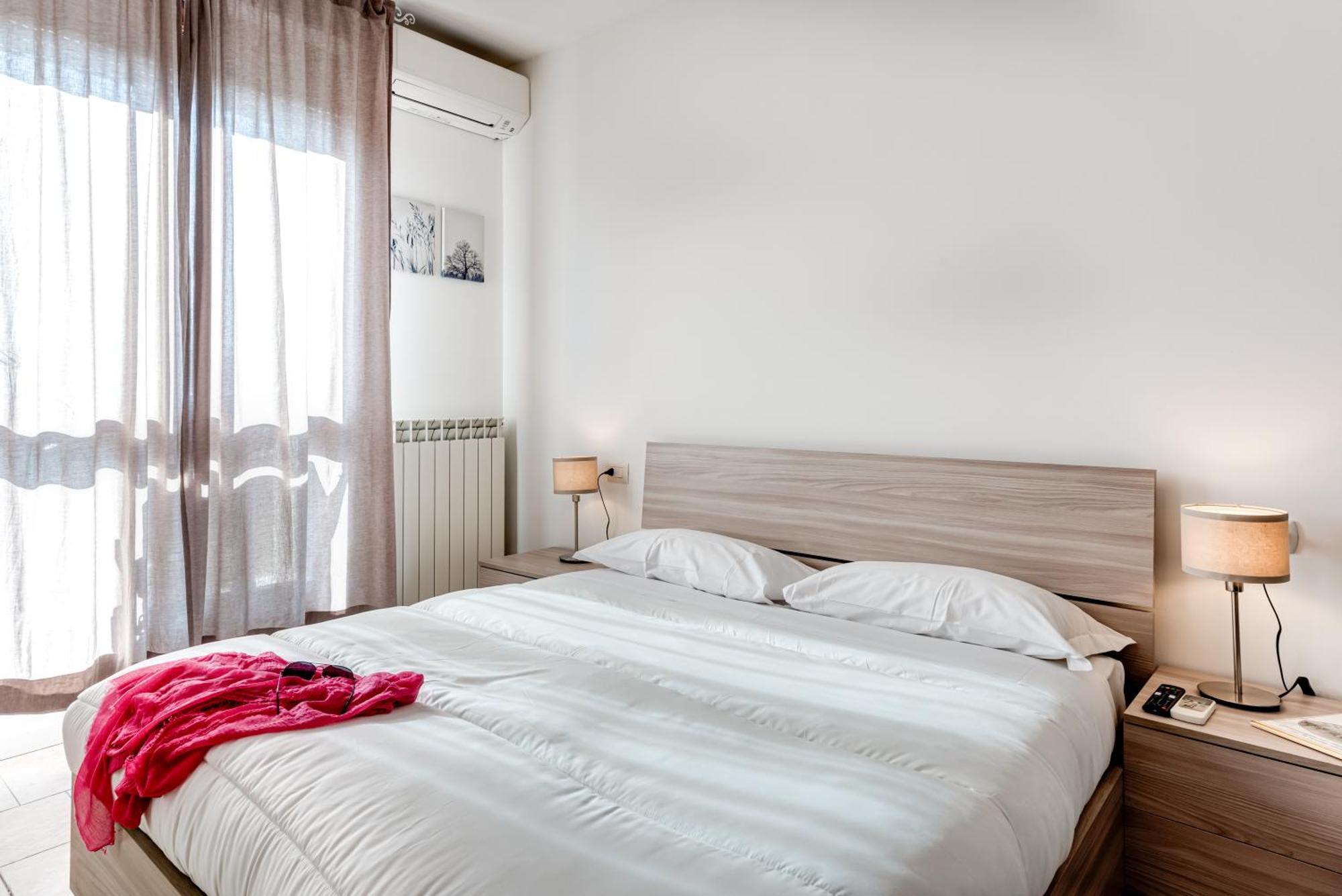 Castelnuovo Hub - Sweet Dreams In