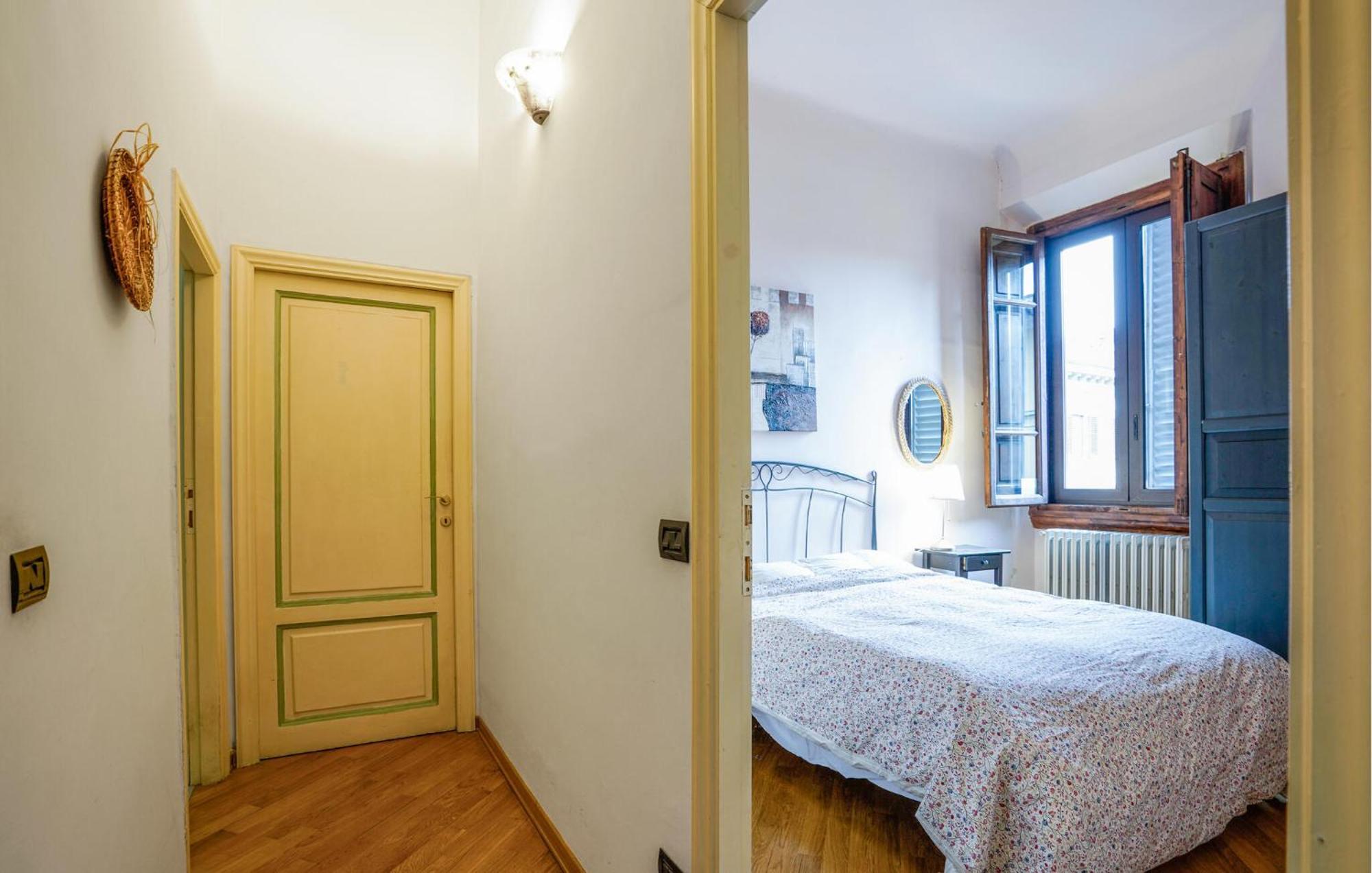 2 Bedroom Cozy In Apartamento Florença