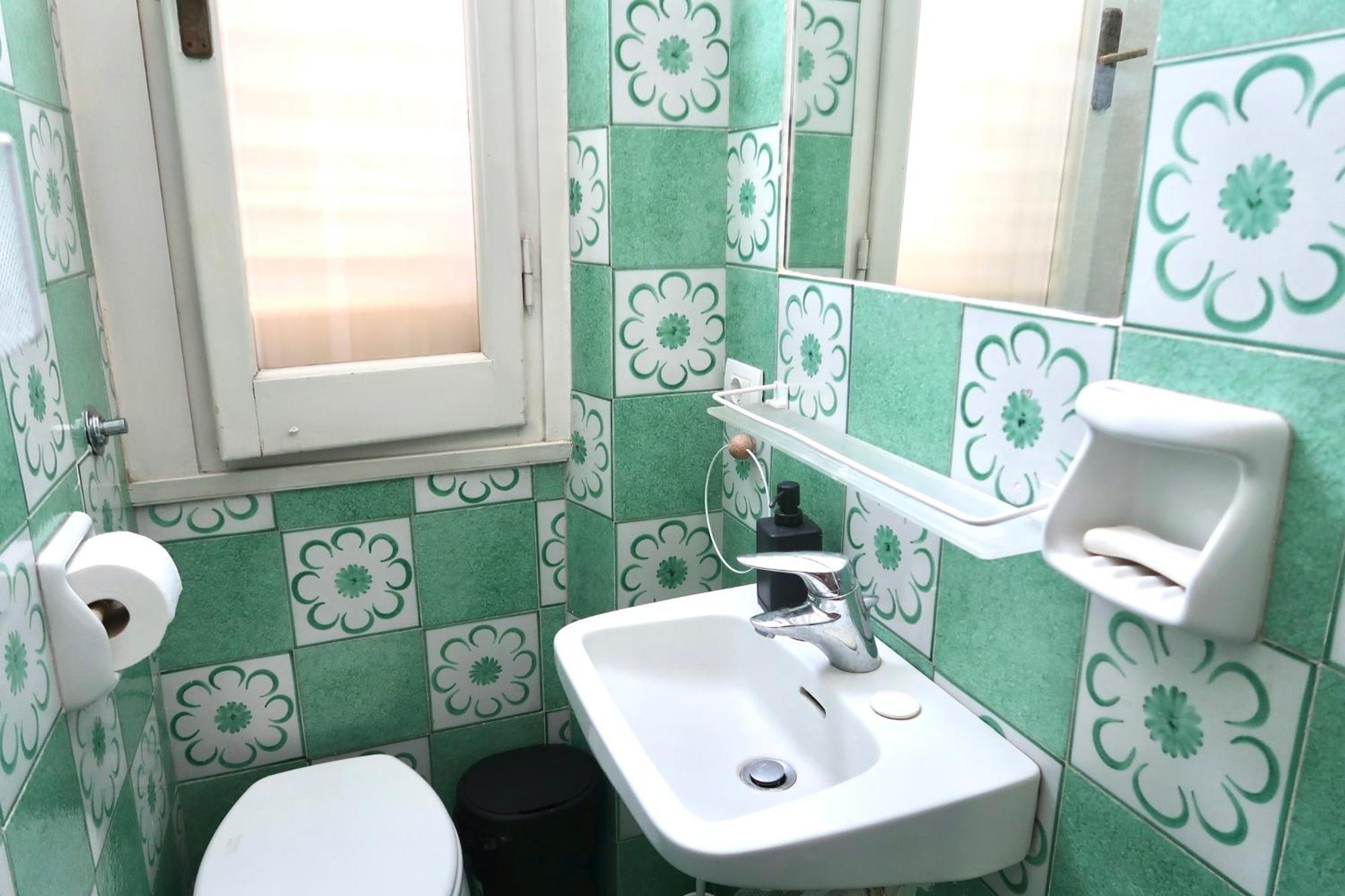 Cozy Esthers T With Balcony Firenze