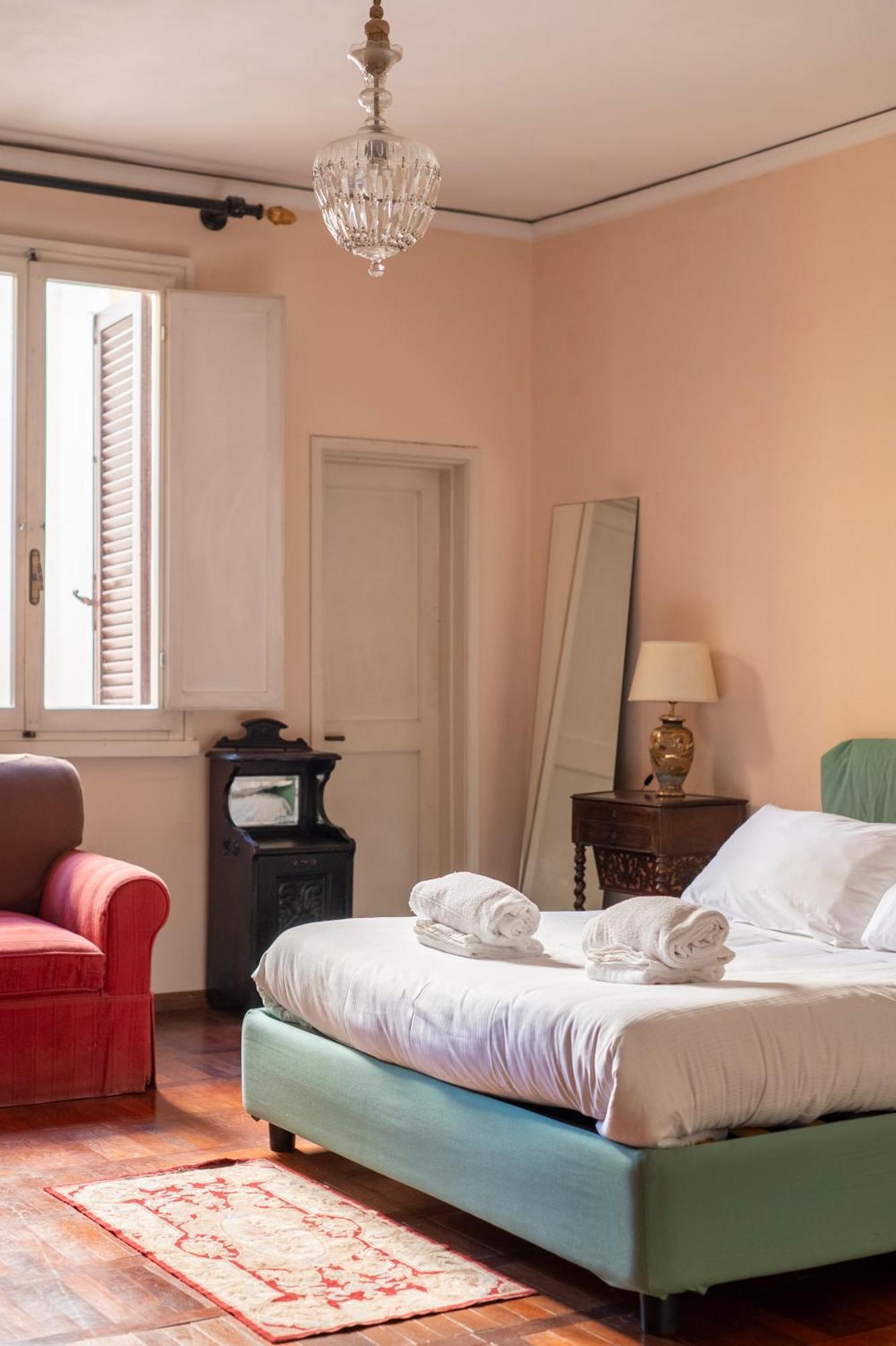Guest house Caravaggio- Con Bagno Privato In Condiviso Oltrarno Florence