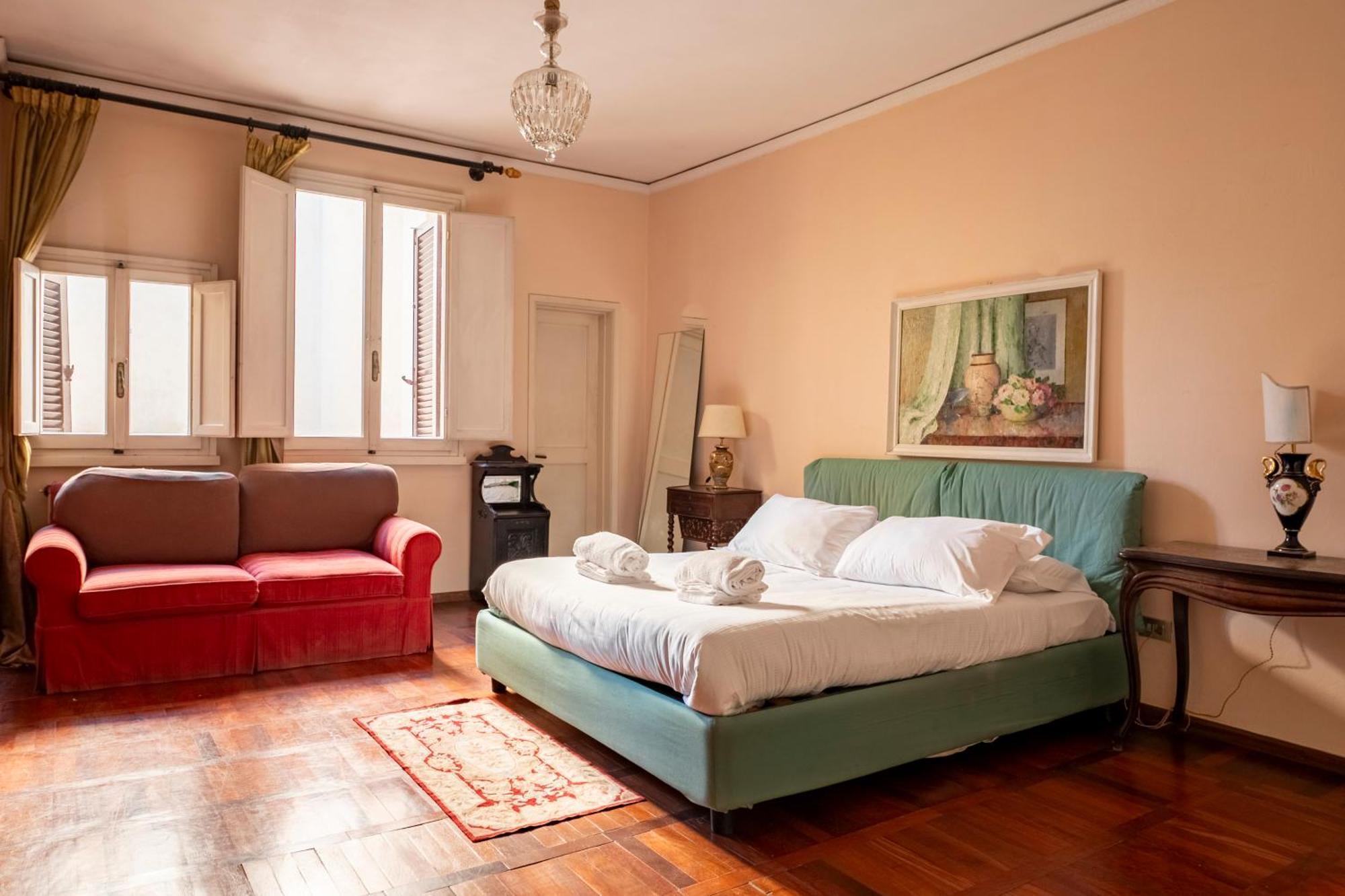 Guest house Caravaggio- Con Bagno Privato In Condiviso Oltrarno *