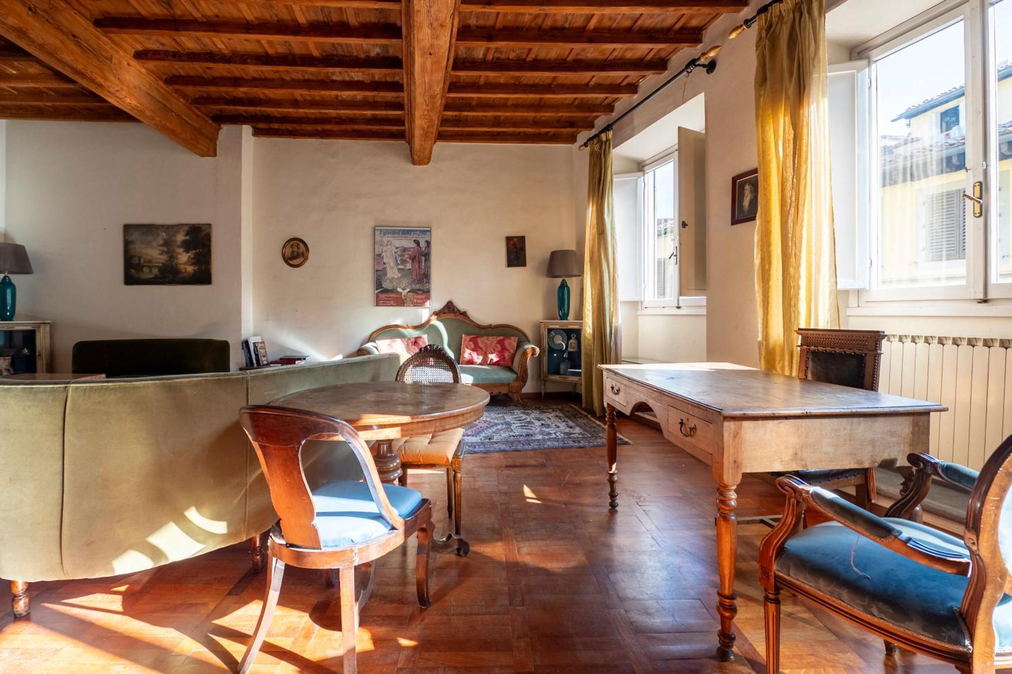 Caravaggio- Con Bagno Privato In Condiviso Oltrarno Guest house *