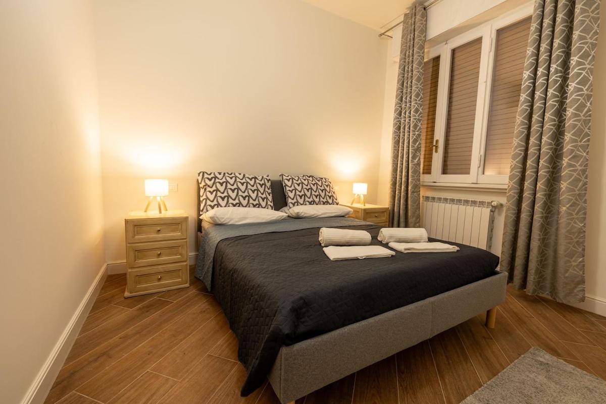 Modern Two-room Near Station And Airport Appartamento